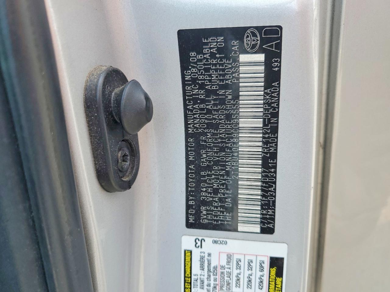 2009 Toyota Corolla S Silver vin: 2T1BU40E89C095555