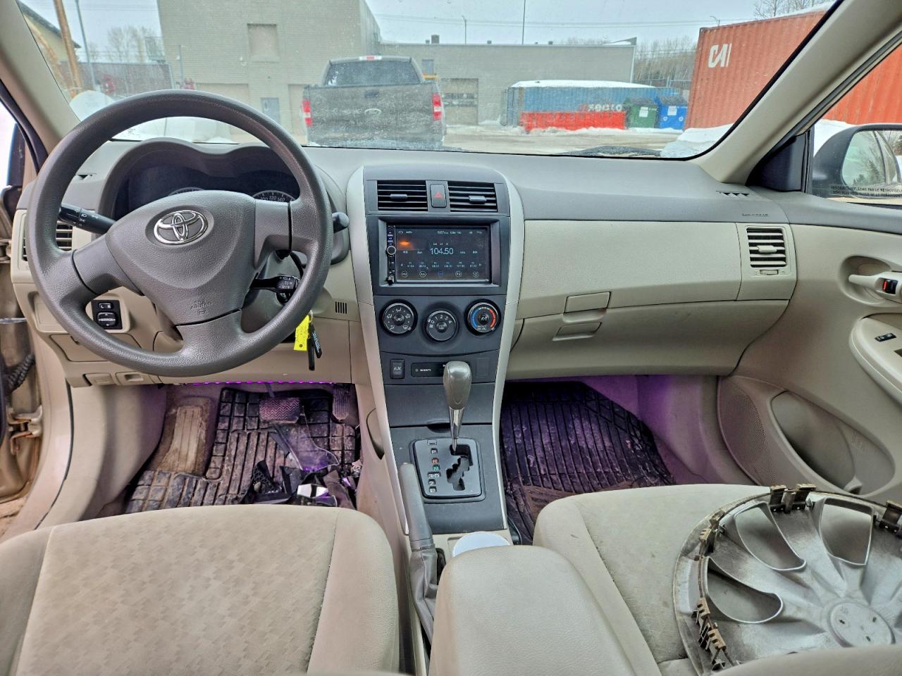 2009 Toyota Corolla Base Beige vin: 2T1BU40E89C120728