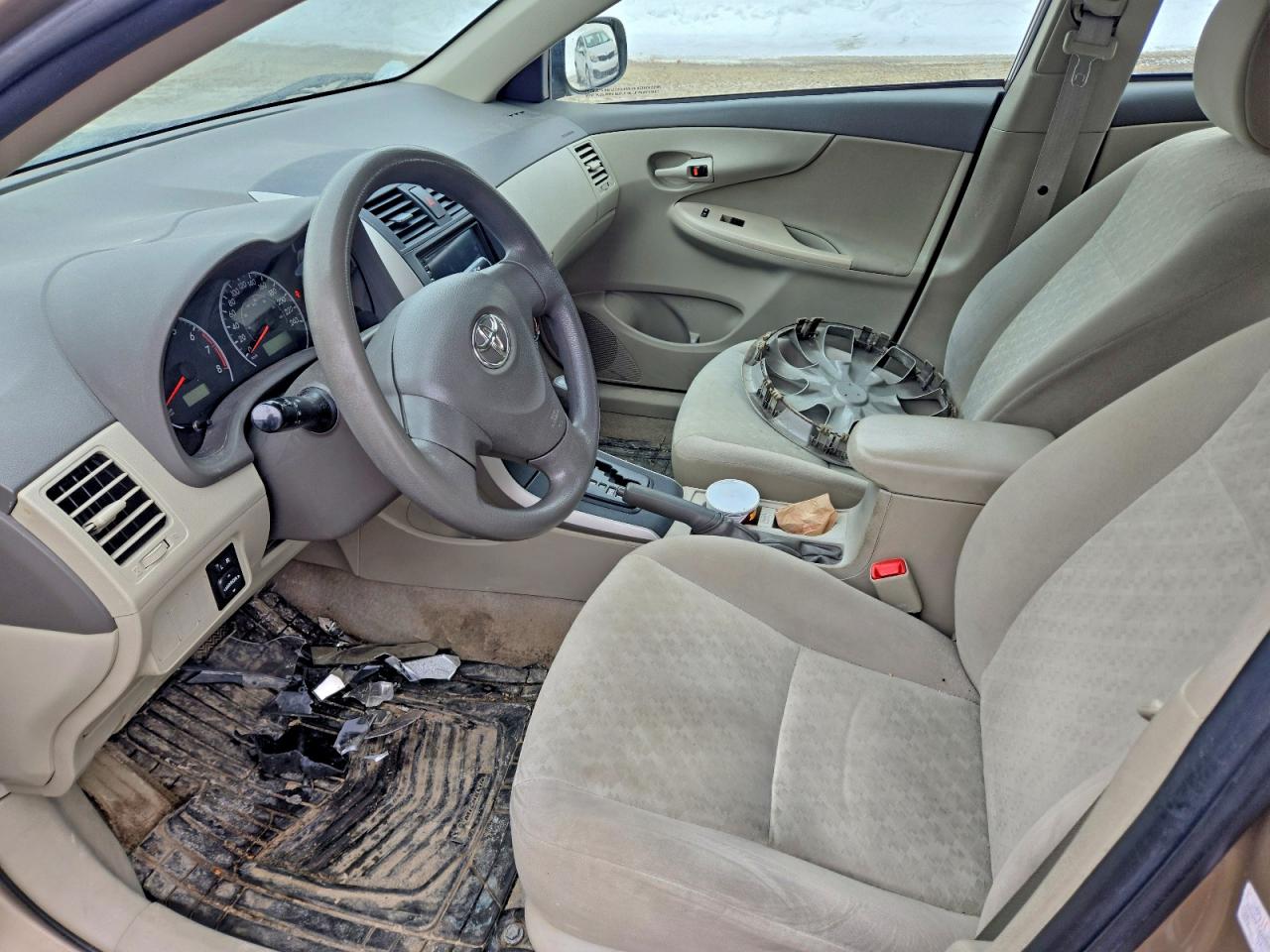 2009 Toyota Corolla Base Beige vin: 2T1BU40E89C120728