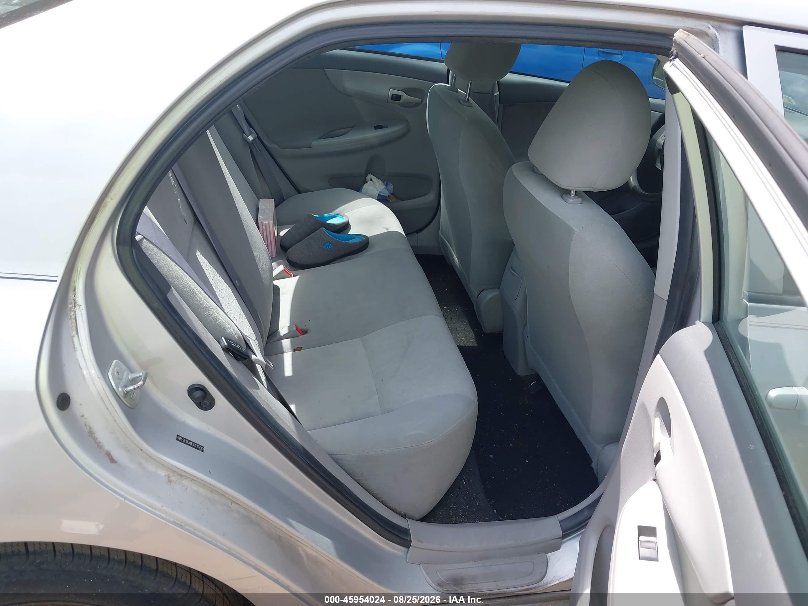 2009 Toyota Corolla Le Silver vin: 2T1BU40E89C152983