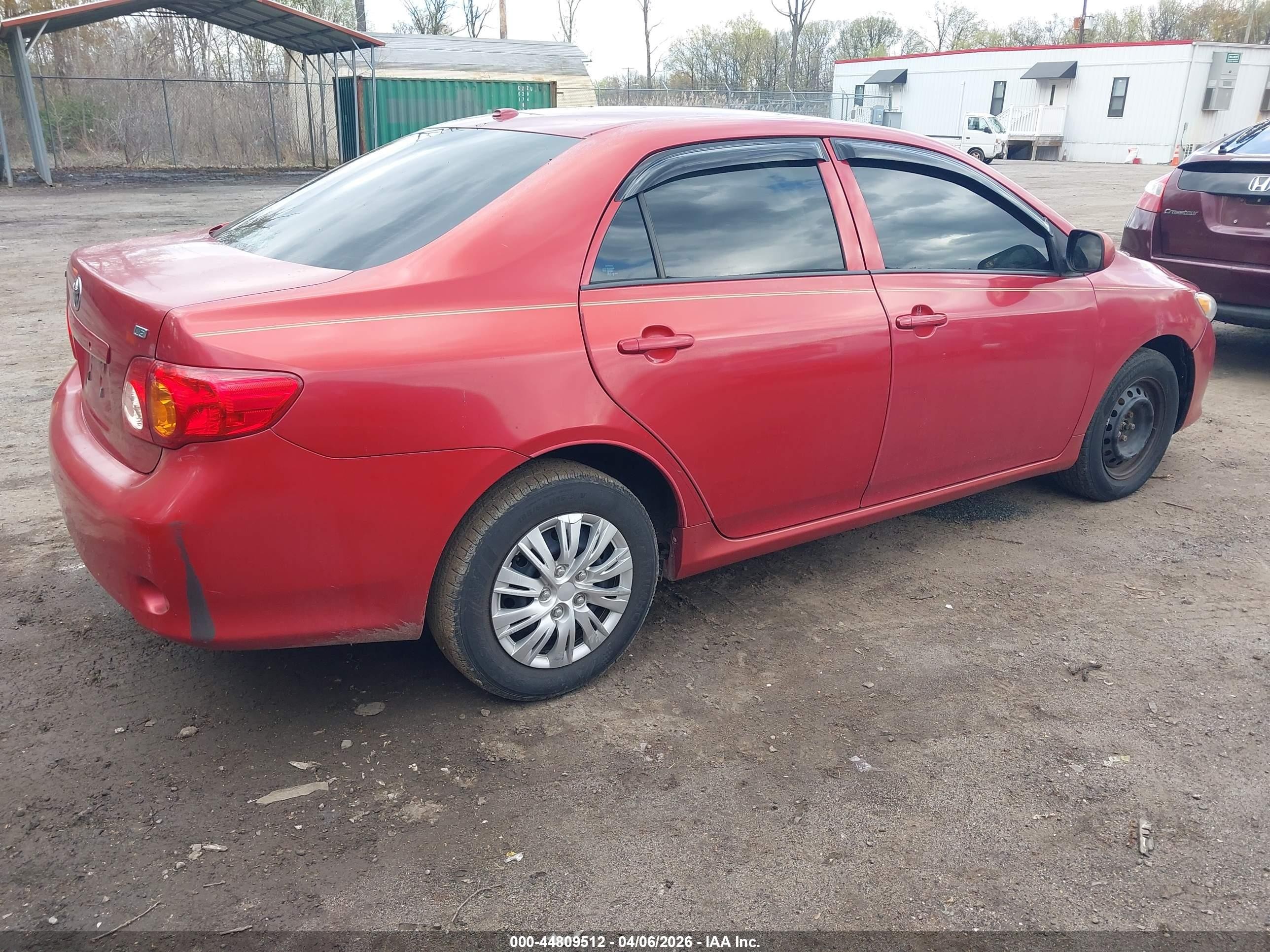 2009 Toyota Corolla Le Red vin: 2T1BU40E89C177740