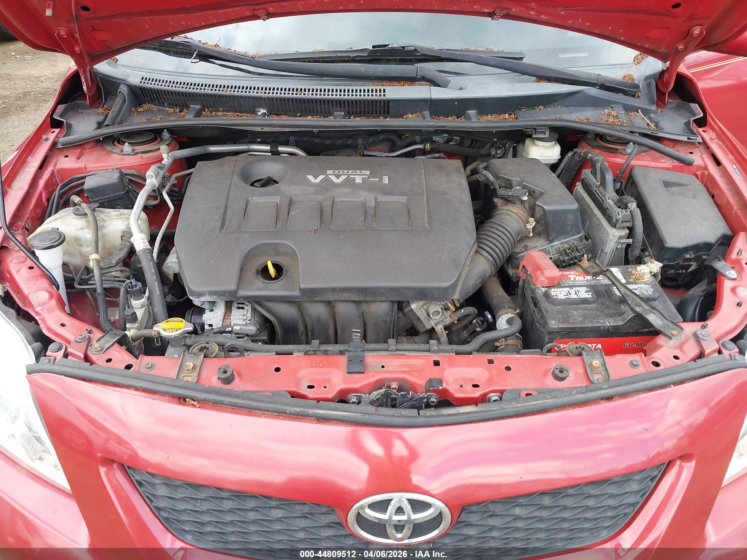 2009 Toyota Corolla Le Red vin: 2T1BU40E89C177740