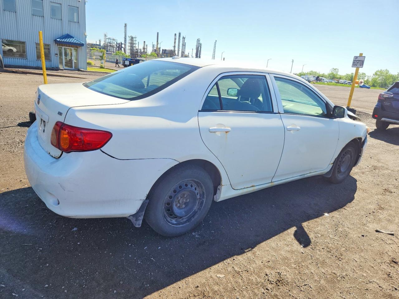 2009 Toyota Corolla Base White vin: 2T1BU40E99C075525