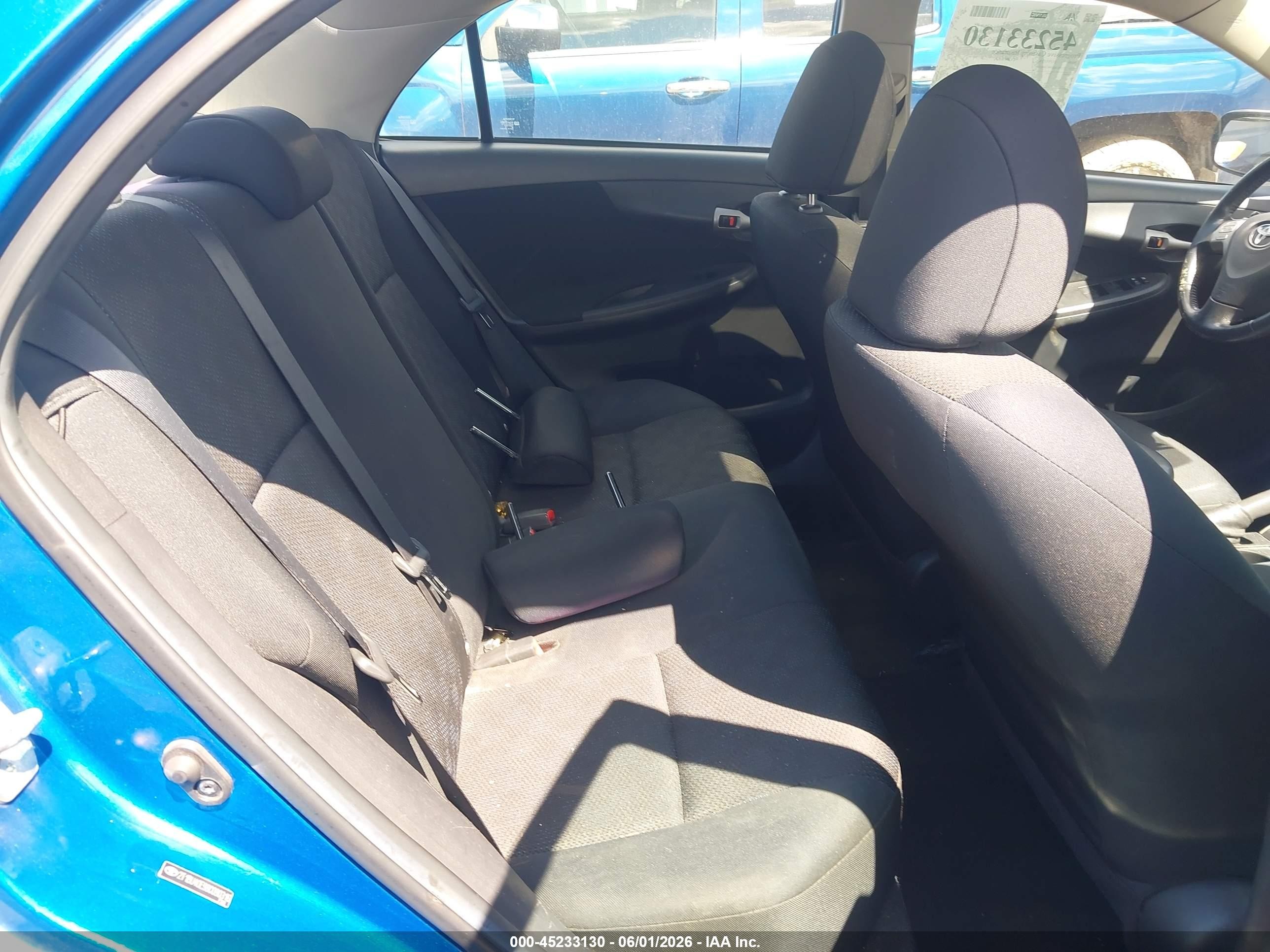 2009 Toyota Corolla S Blue vin: 2T1BU40E99C090316