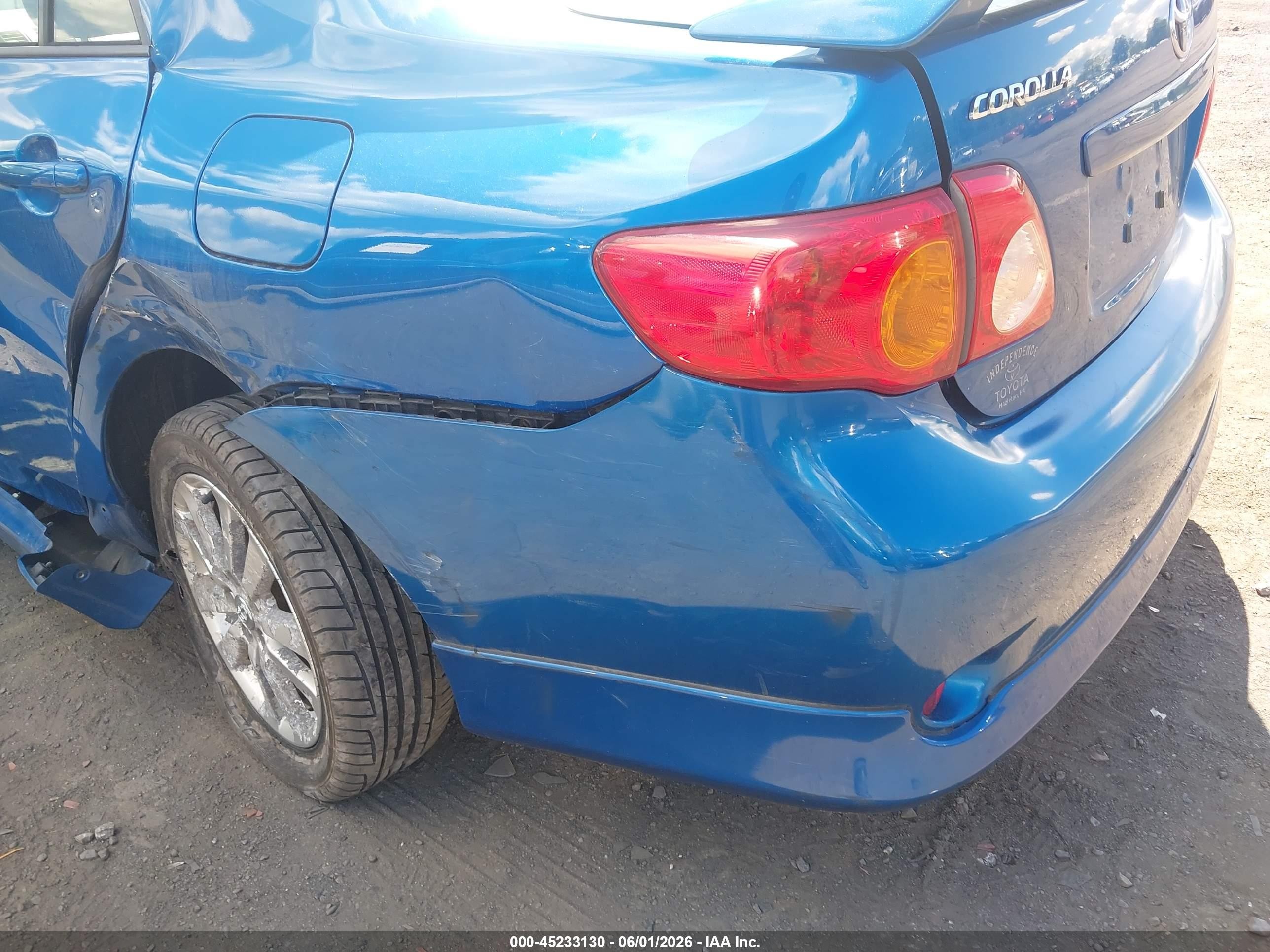 2009 Toyota Corolla S Blue vin: 2T1BU40E99C090316