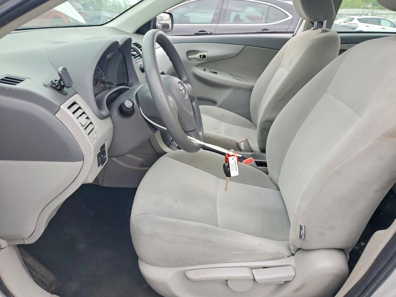 2009 Toyota Corolla Le Silver vin: 2T1BU40E99C142382