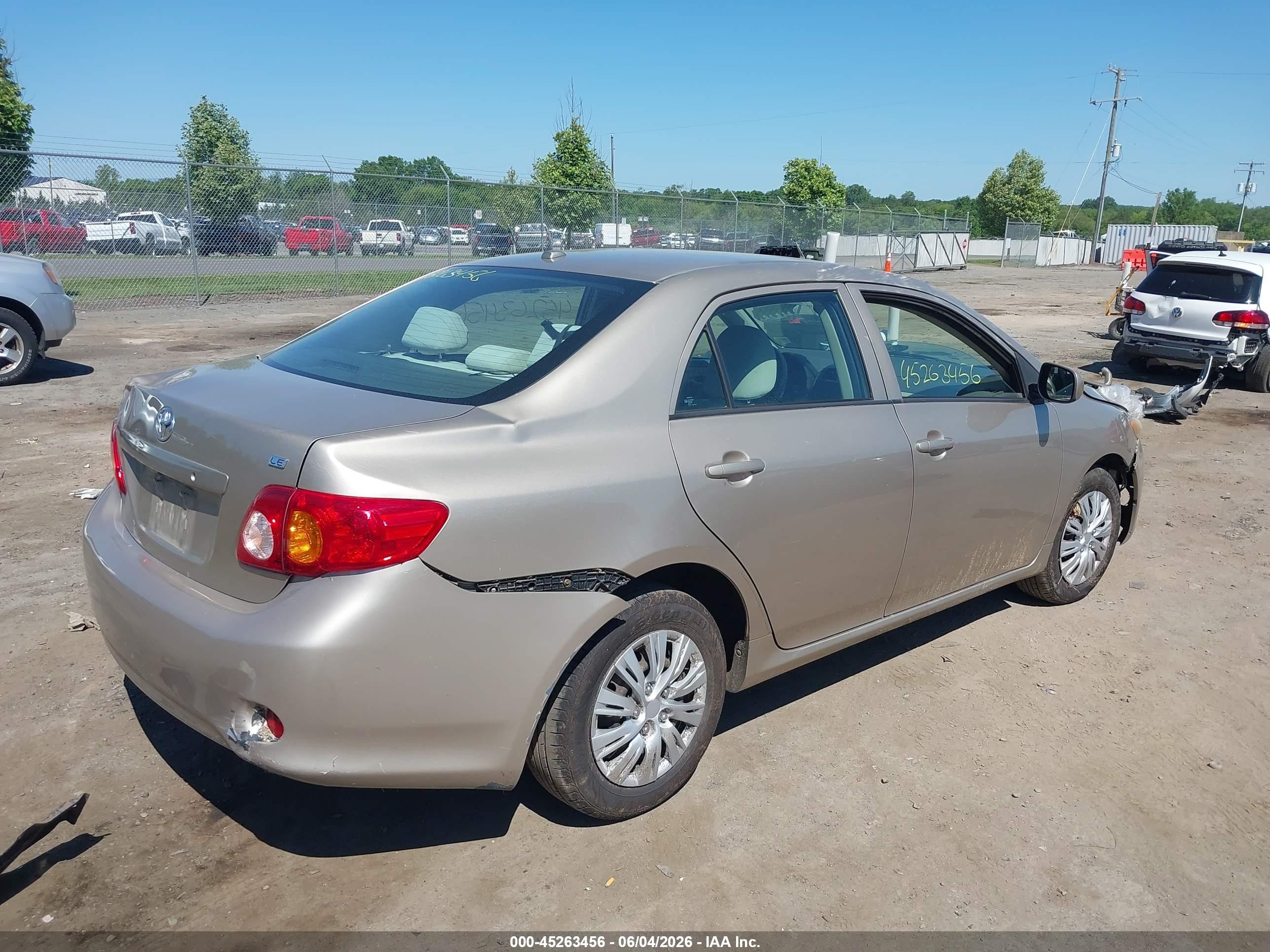 2009 Toyota Corolla Le Gold vin: 2T1BU40E99C166102