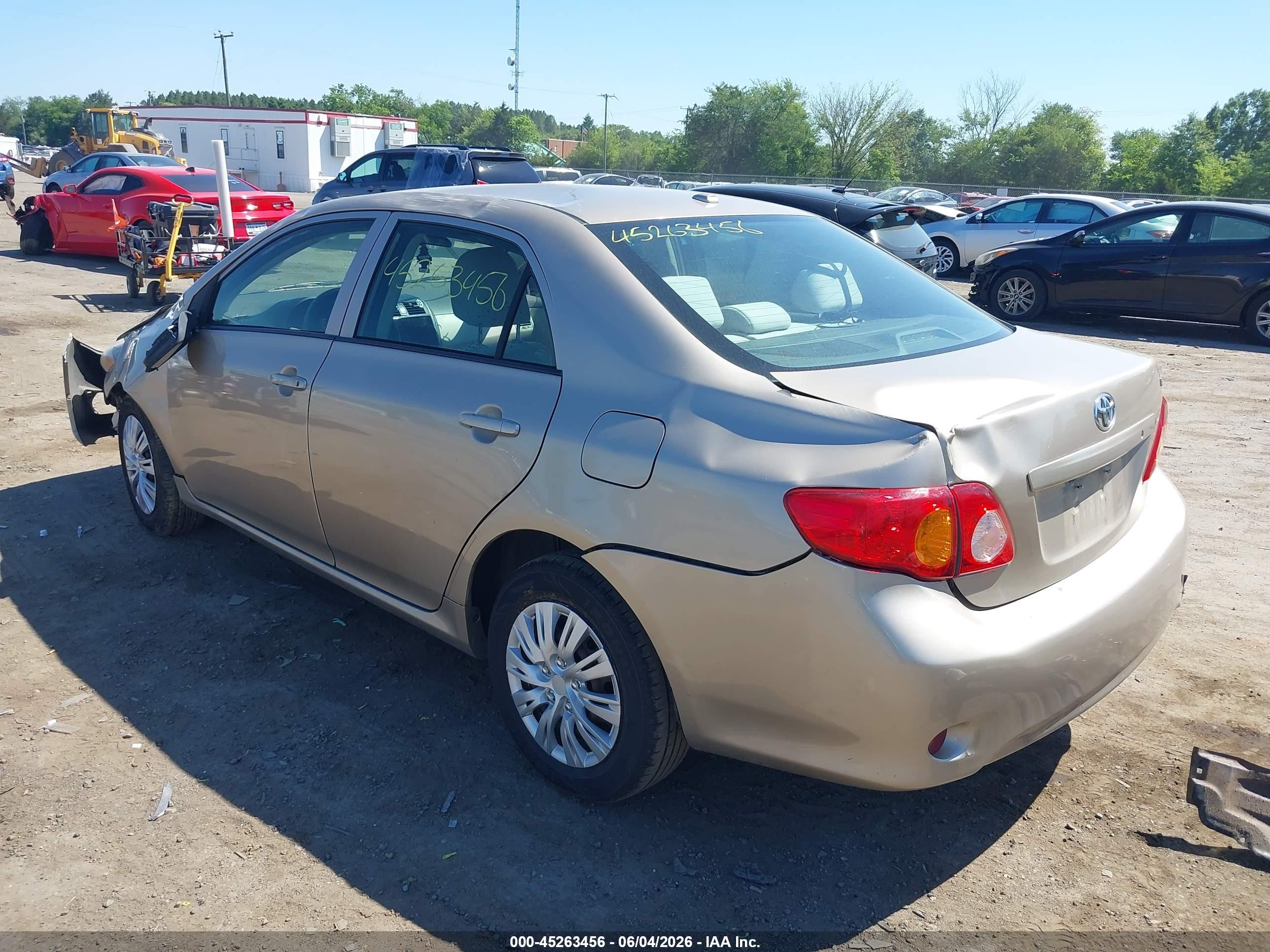 2009 Toyota Corolla Le Gold vin: 2T1BU40E99C166102