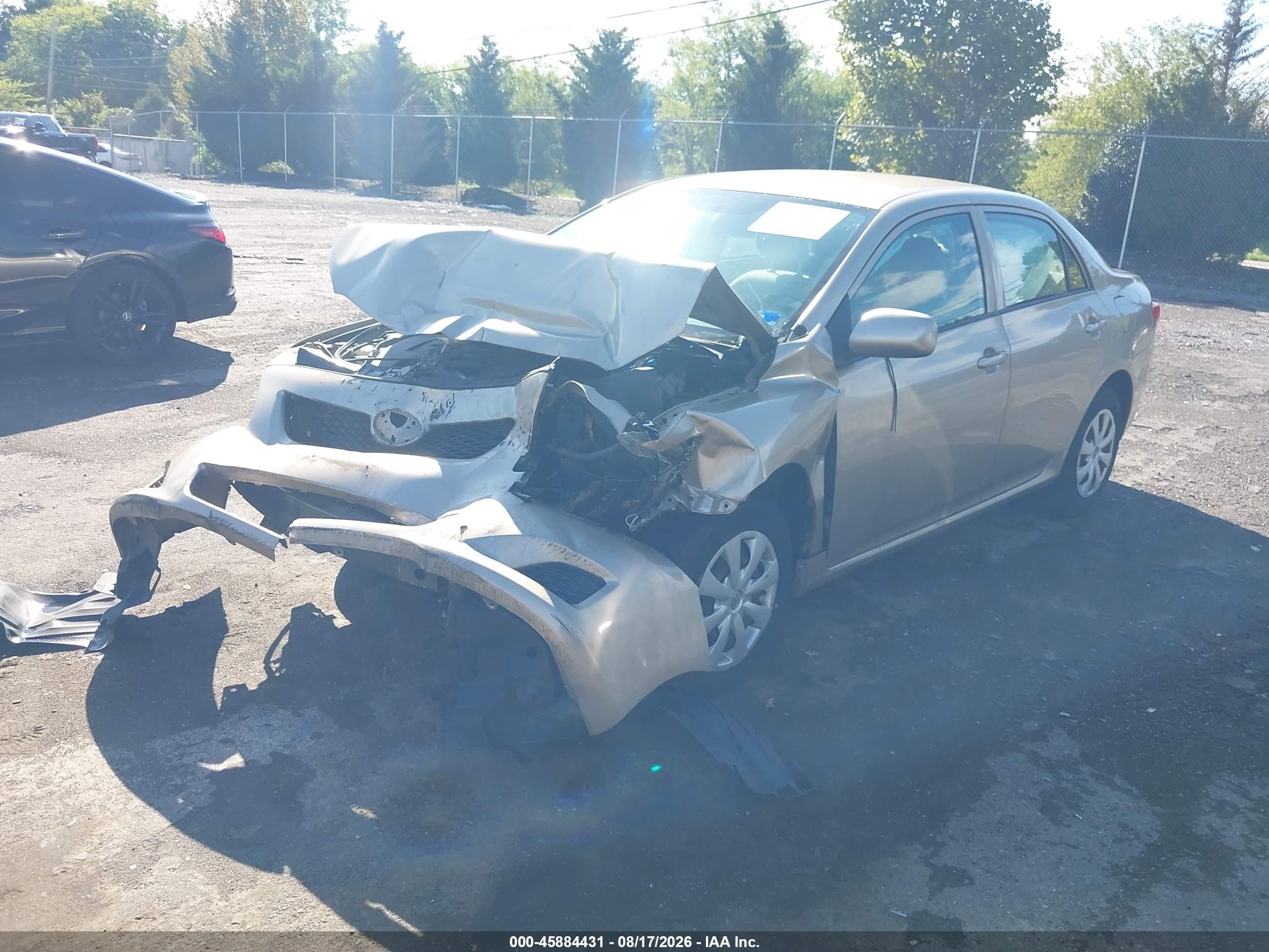 2009 Toyota Corolla Le Gold vin: 2T1BU40E99C180582