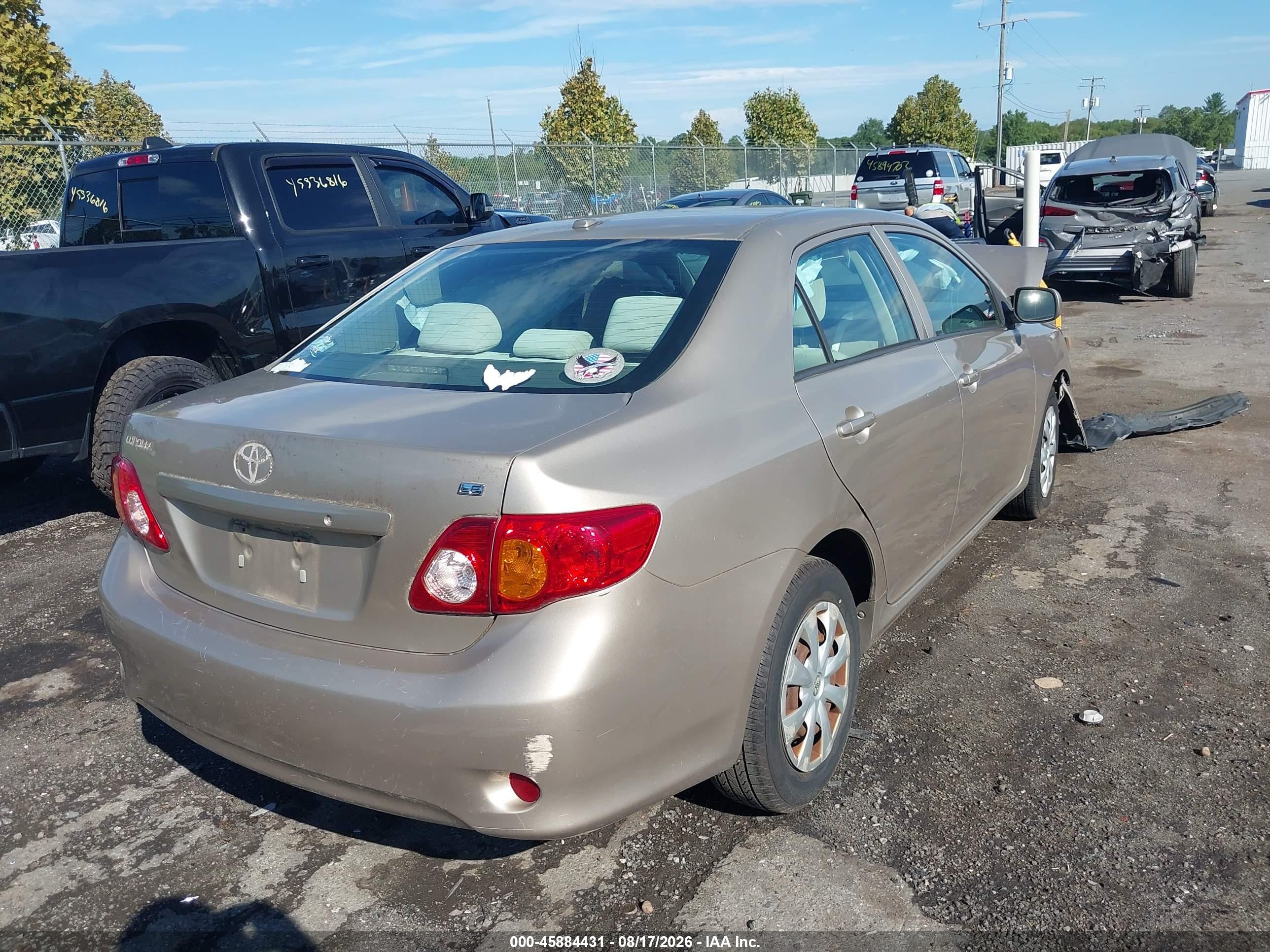 2009 Toyota Corolla Le Gold vin: 2T1BU40E99C180582