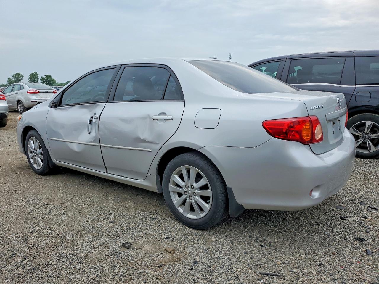 2009 Toyota Corolla Base Серебряный vin: 2T1BU40EX9C079910
