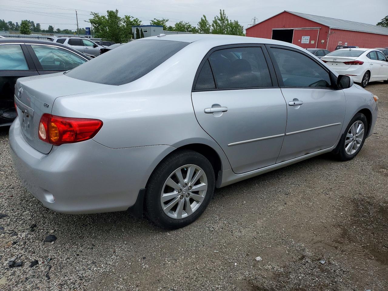 2009 Toyota Corolla Base Серебряный vin: 2T1BU40EX9C079910