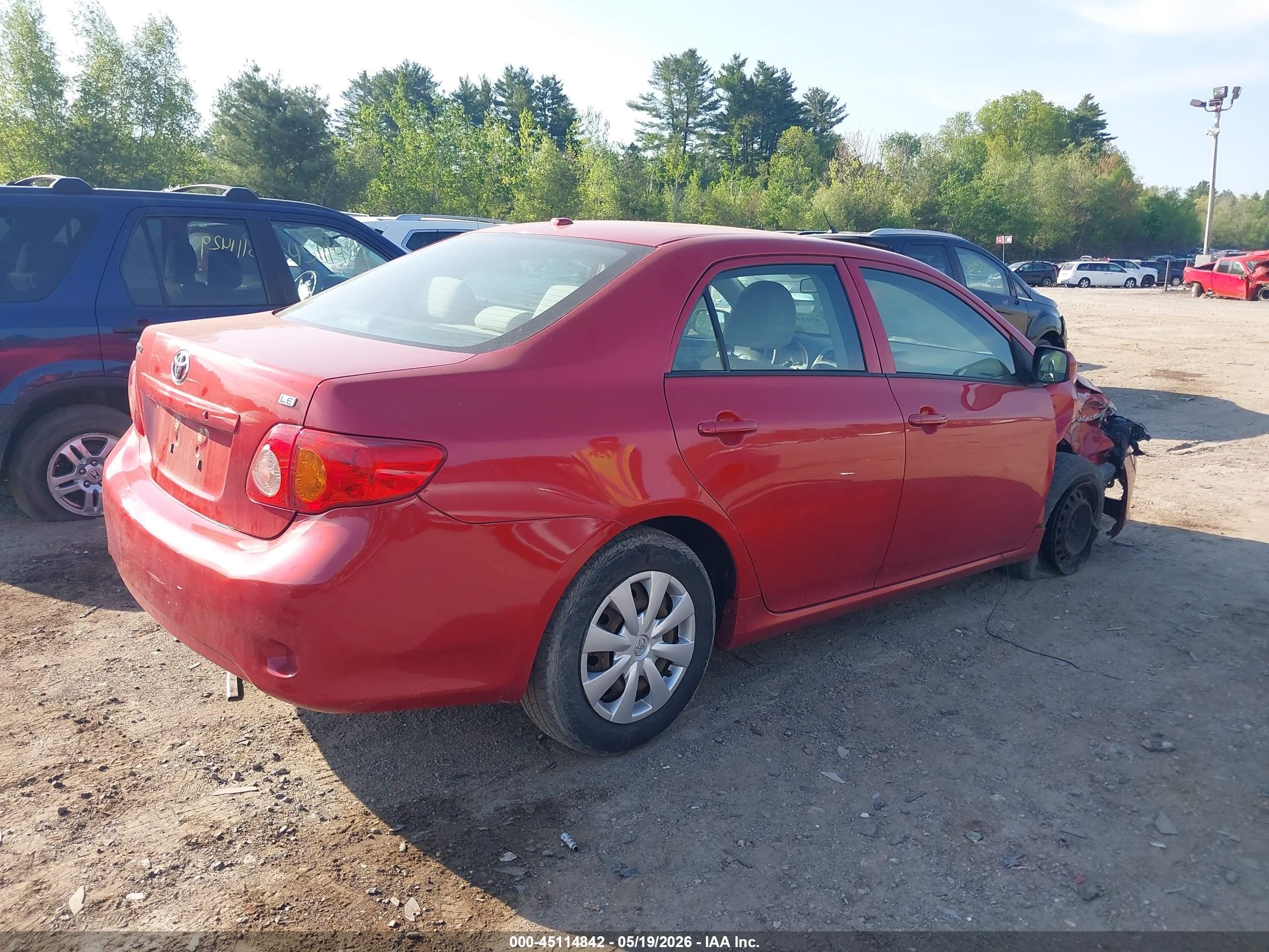 2009 Toyota Corolla Le Red vin: 2T1BU40EX9C101601