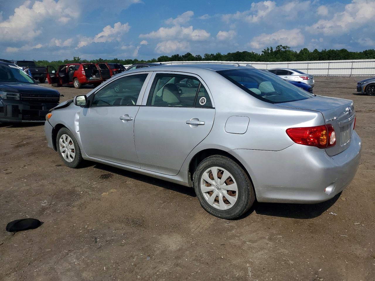 2009 Toyota Corolla Le Silver vin: 2T1BU40EX9C109584