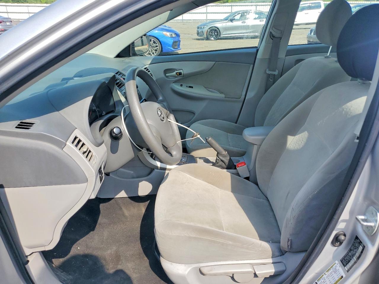 2009 Toyota Corolla Le Silver vin: 2T1BU40EX9C109584