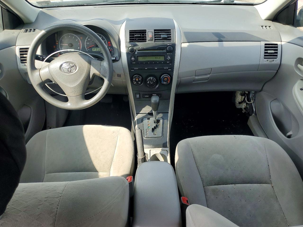 2009 Toyota Corolla Le Silver vin: 2T1BU40EX9C109584