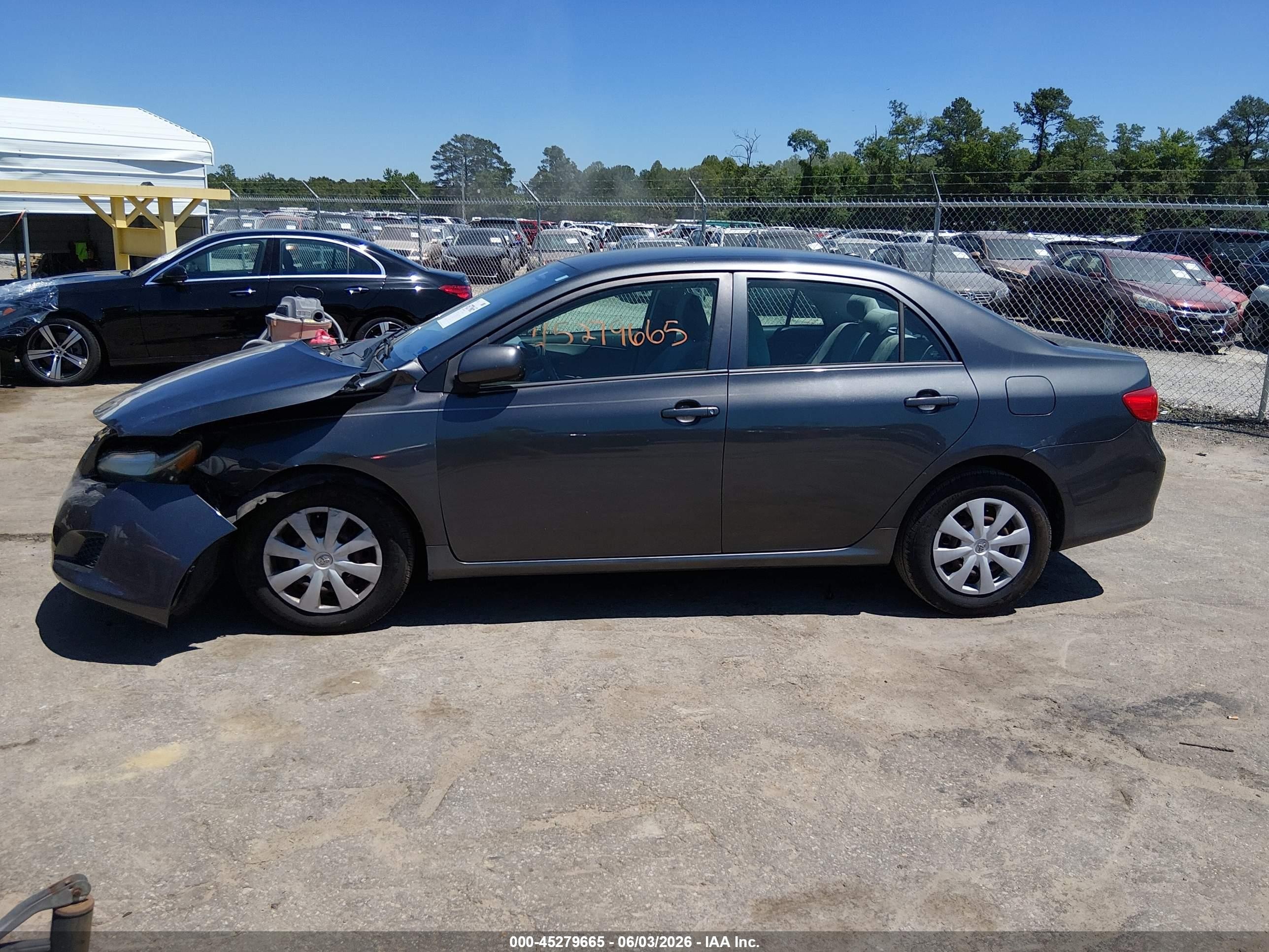 2009 Toyota Corolla Le Gray vin: 2T1BU40EX9C120603
