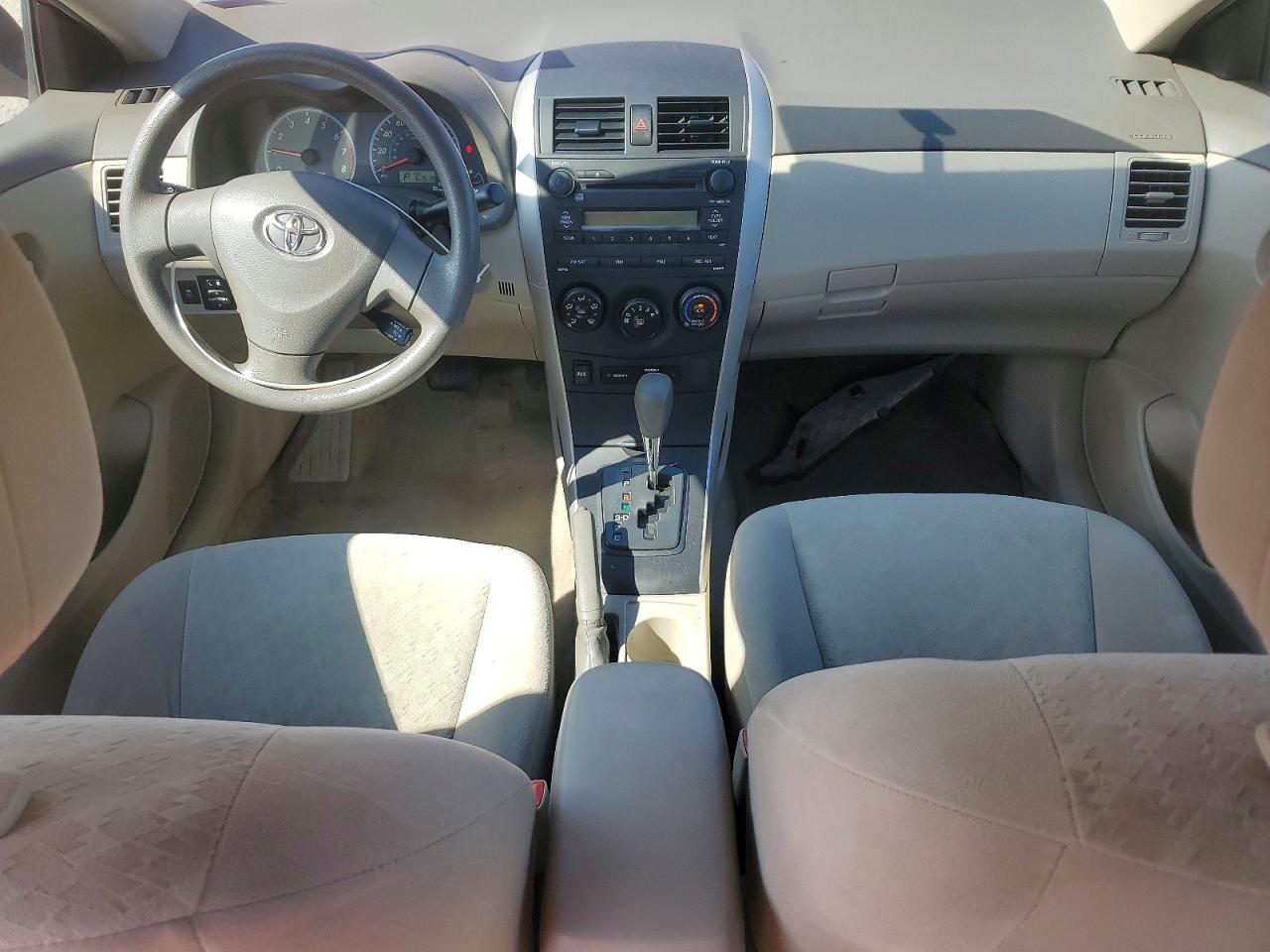2009 Toyota Corolla Le Красный vin: 2T1BU40EX9C121587