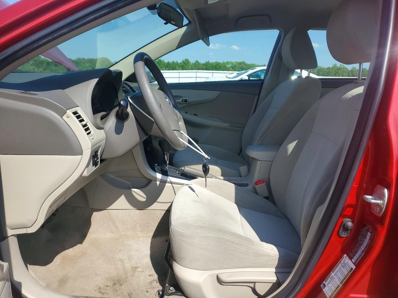 2009 Toyota Corolla Le Красный vin: 2T1BU40EX9C121587