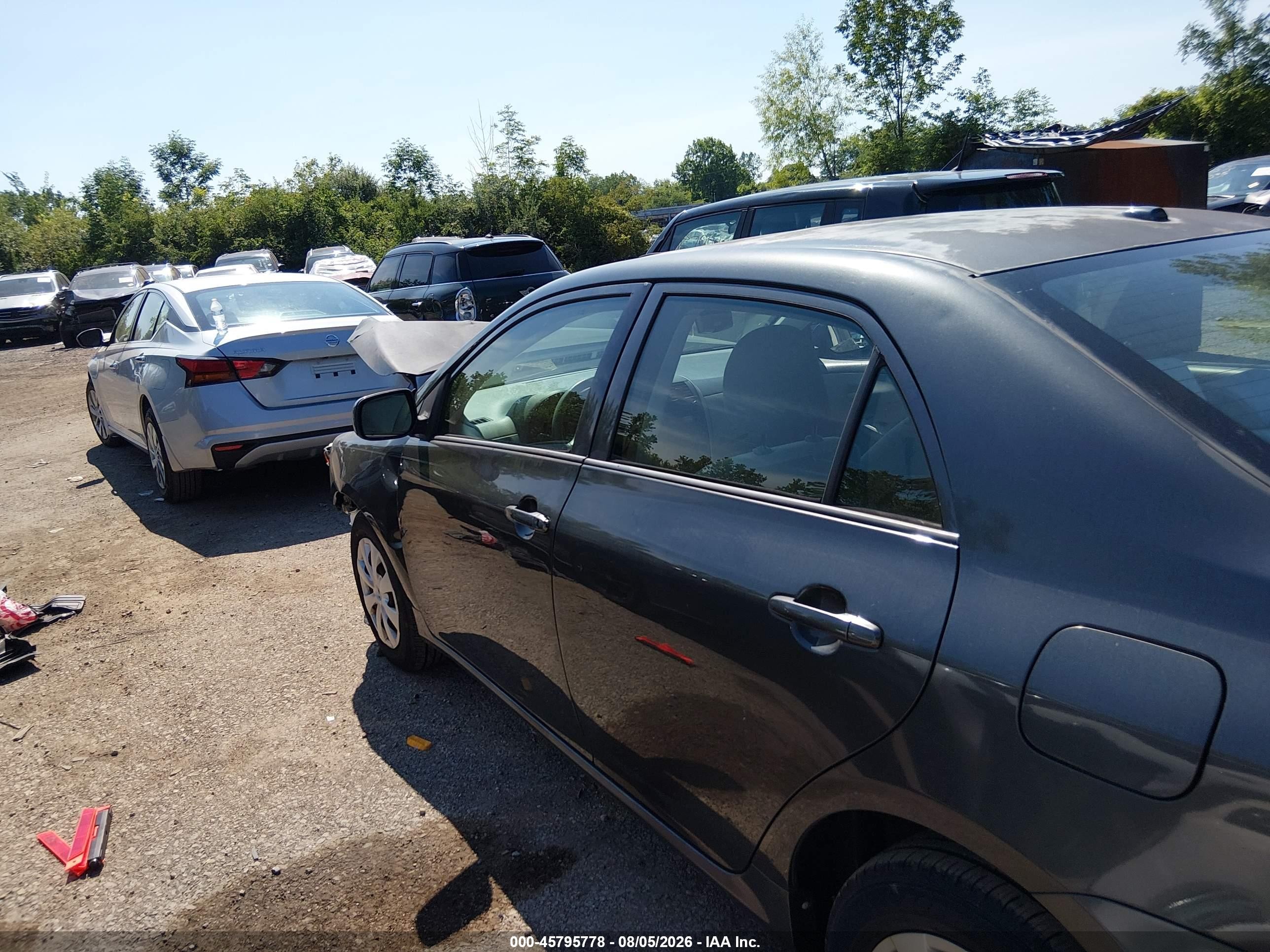 2009 Toyota Corolla Le Gray vin: 2T1BU40EX9C133965