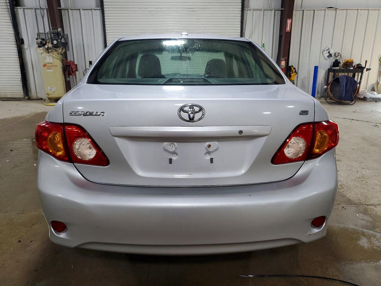 2009 Toyota Corolla Le Silver vin: 2T1BU40EX9C147686