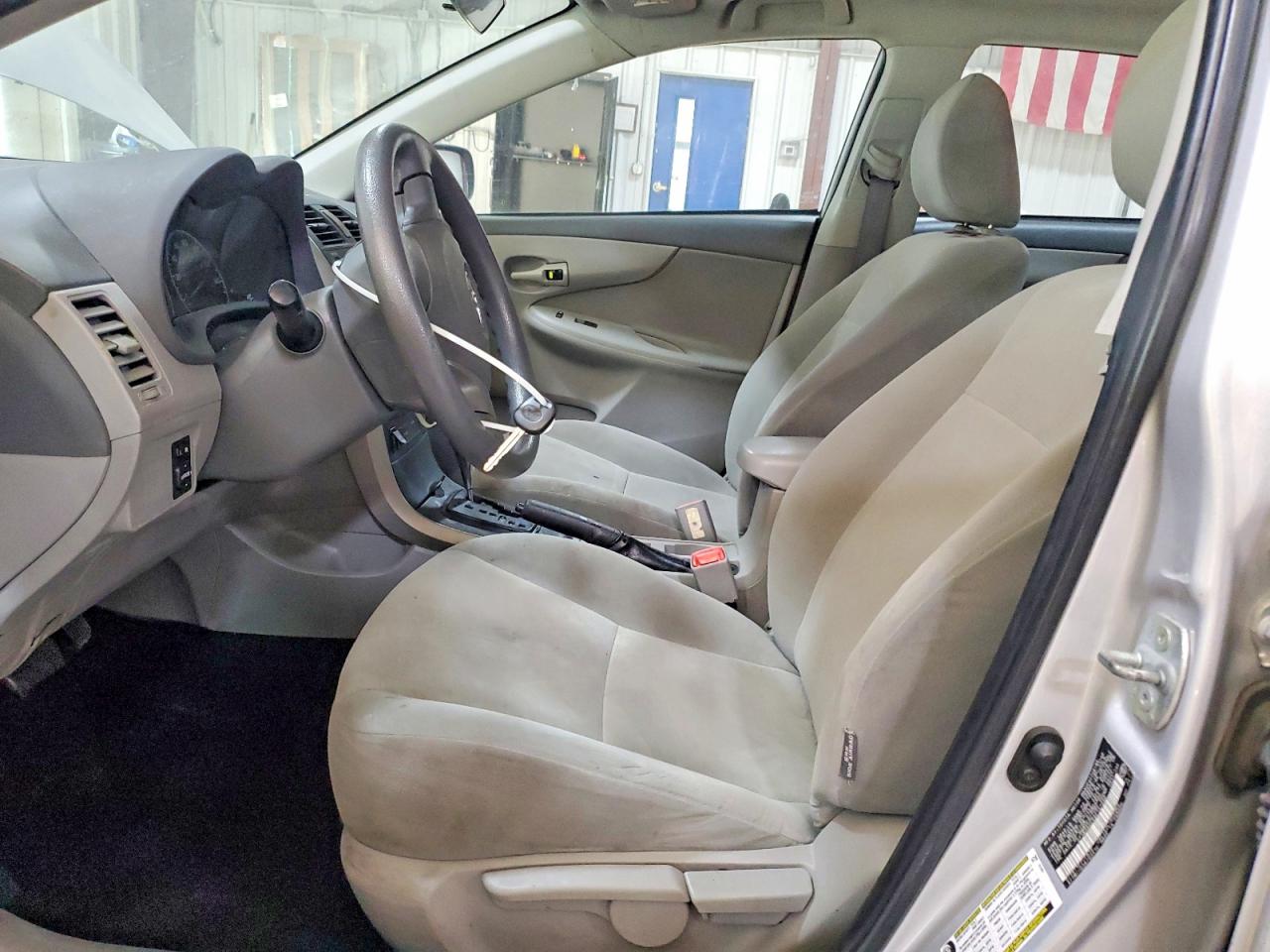 2009 Toyota Corolla Le Silver vin: 2T1BU40EX9C147686