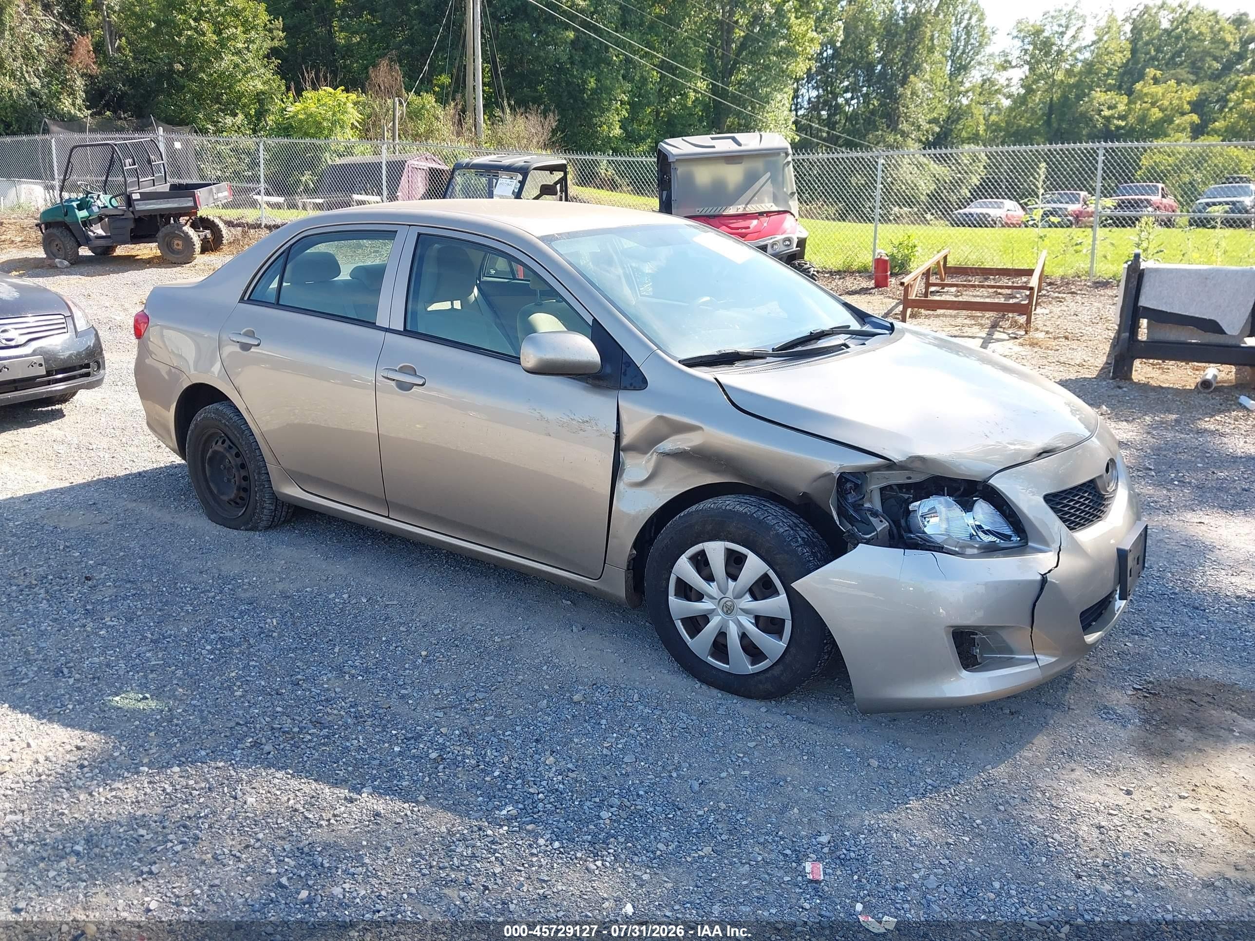 2009 Toyota Corolla Le Gold vin: 2T1BU40EX9C152533