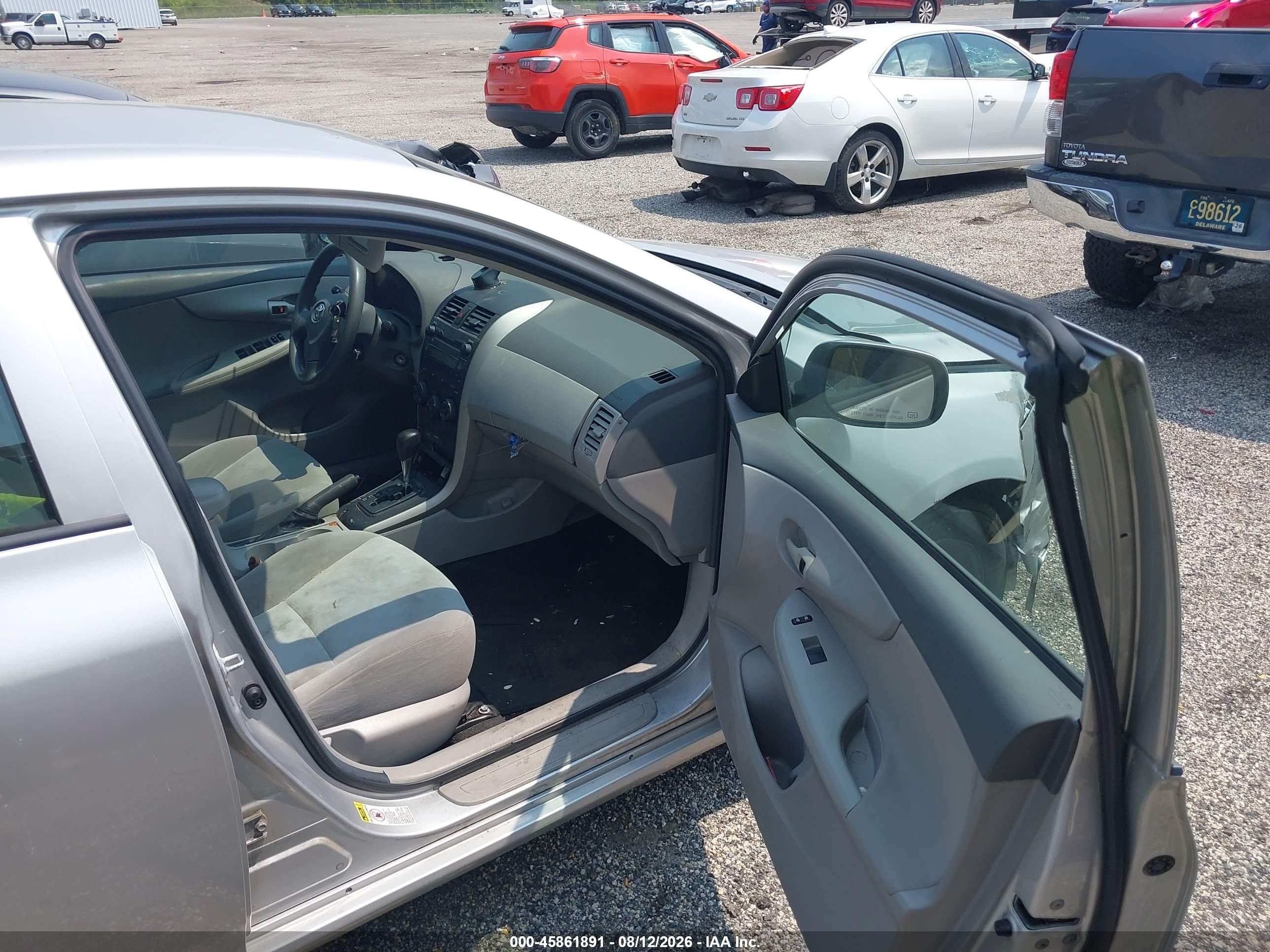 2009 Toyota Corolla Le Серебряный vin: 2T1BU40EX9C168263