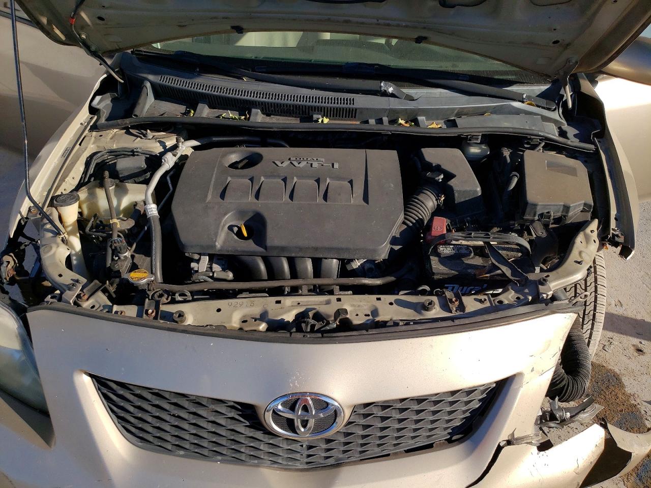 2009 Toyota Corolla Le Gold vin: 2T1BU40EX9C183166