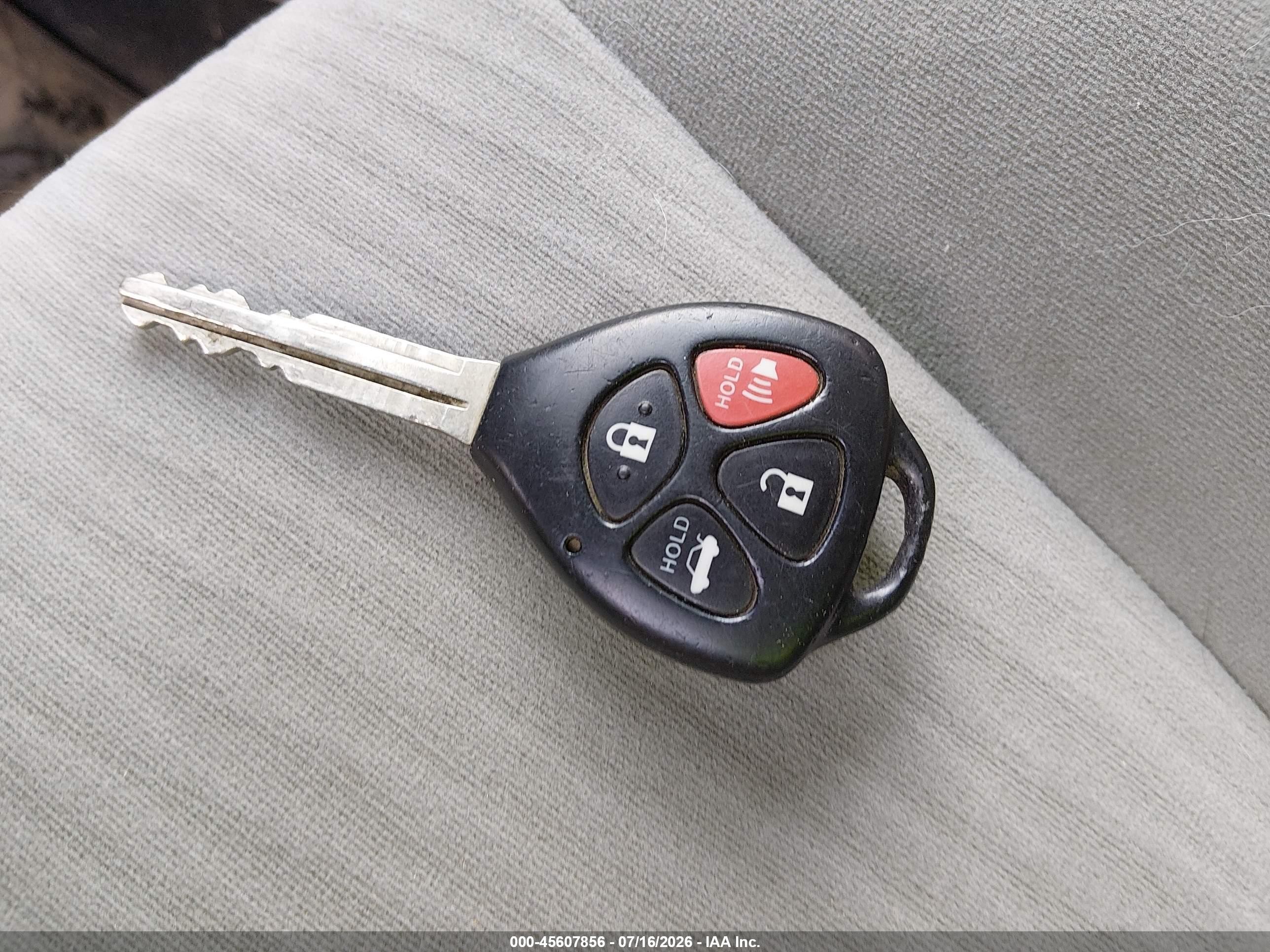 2010 Toyota Corolla Le Blue vin: 2T1BU4EE0AC255988
