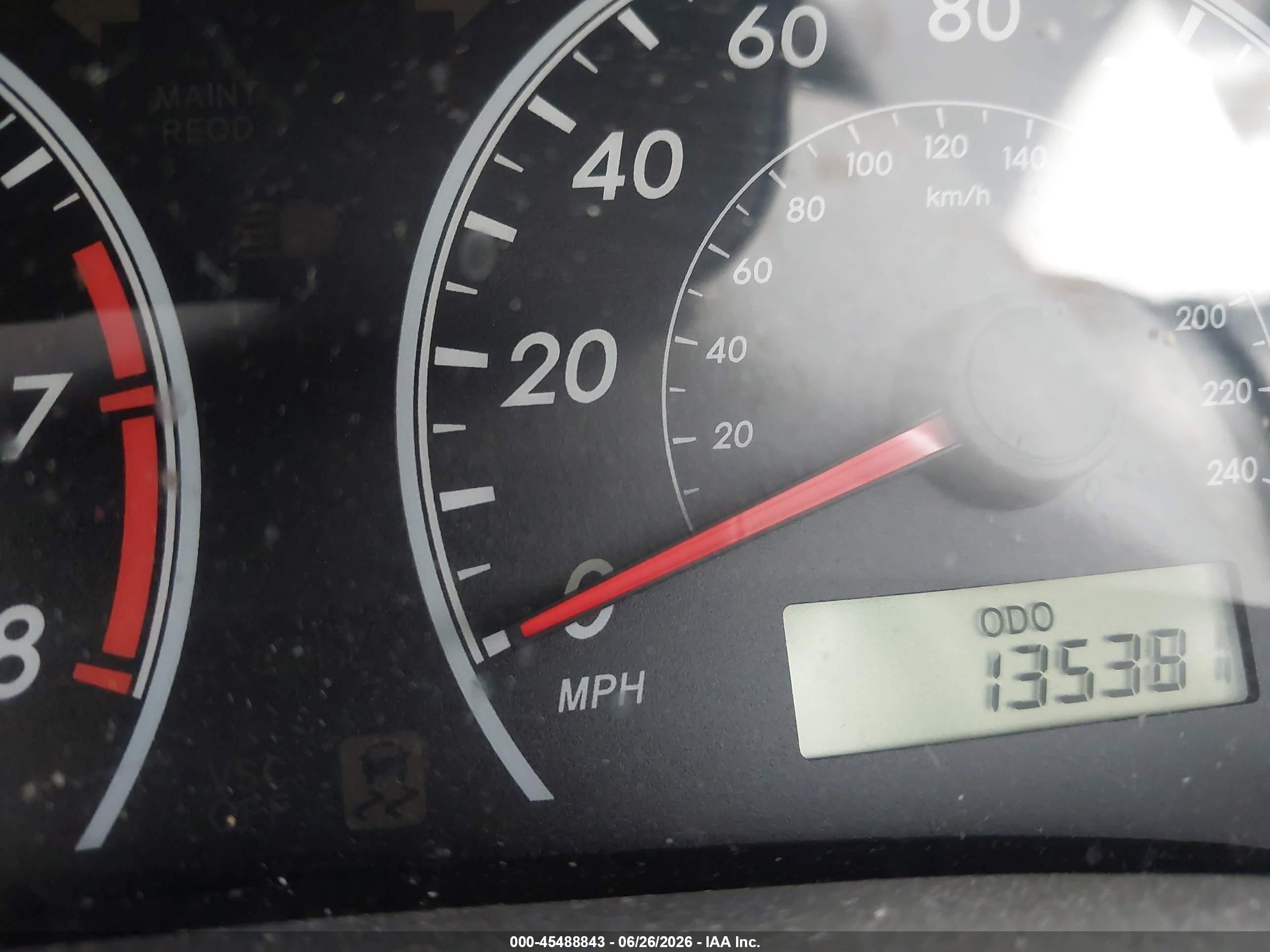 2010 Toyota Corolla Le White vin: 2T1BU4EE0AC270104