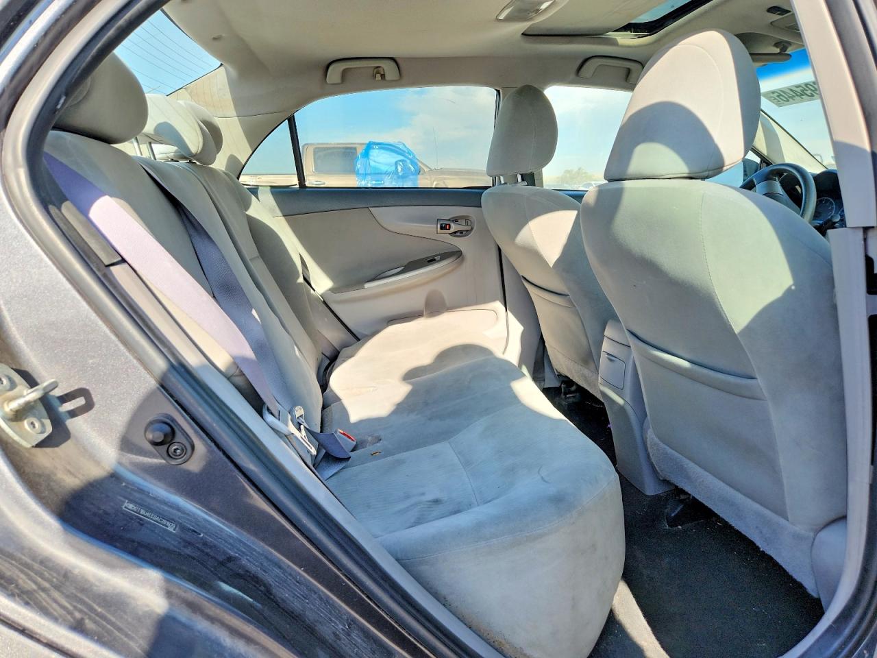 2010 Toyota Corolla Le Gray vin: 2T1BU4EE0AC281829