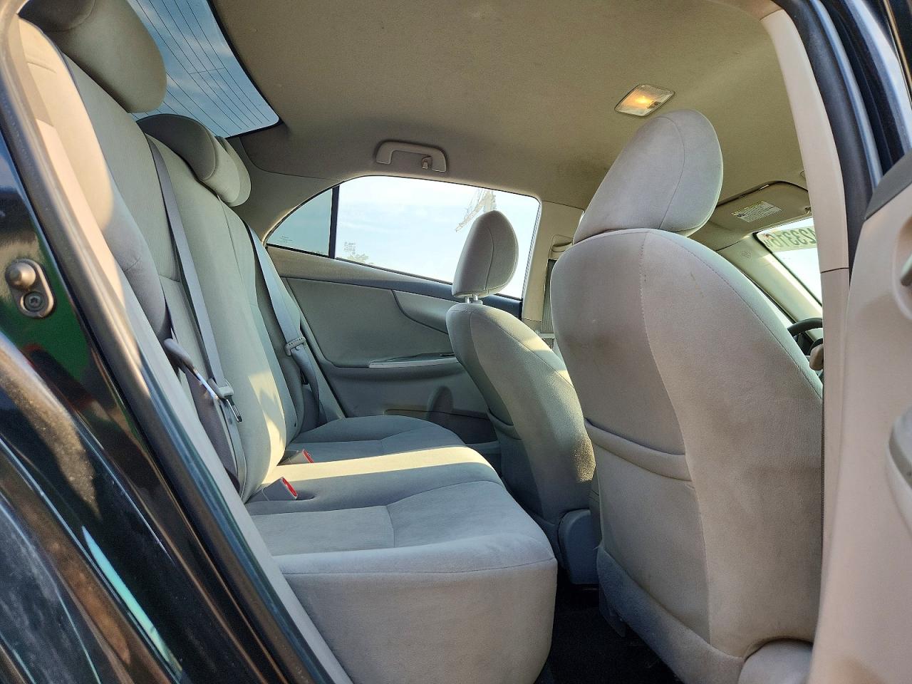 2010 Toyota Corolla Le Black vin: 2T1BU4EE0AC310553