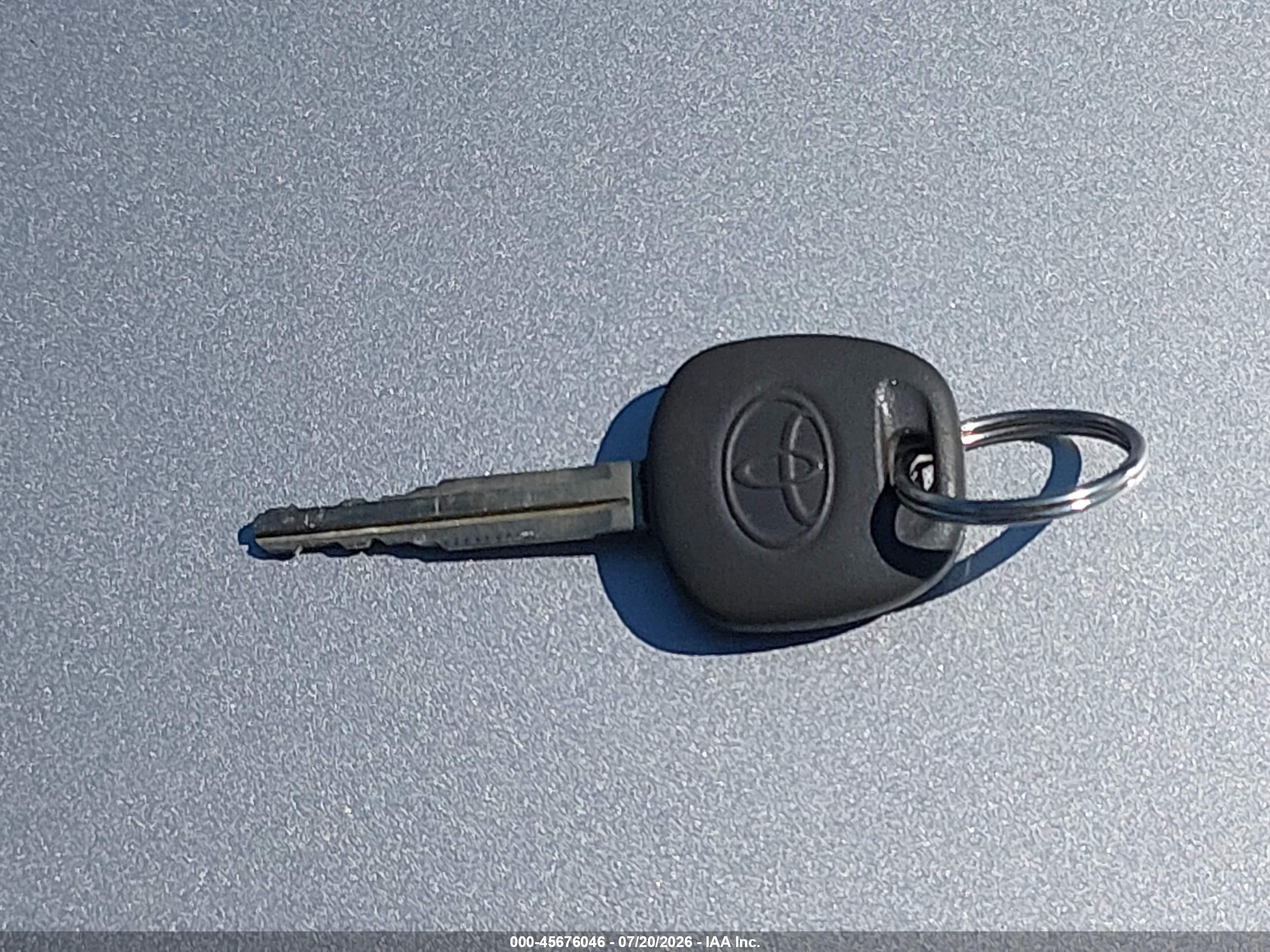 2010 Toyota Corolla   Silver vin: 2T1BU4EE0AC310861