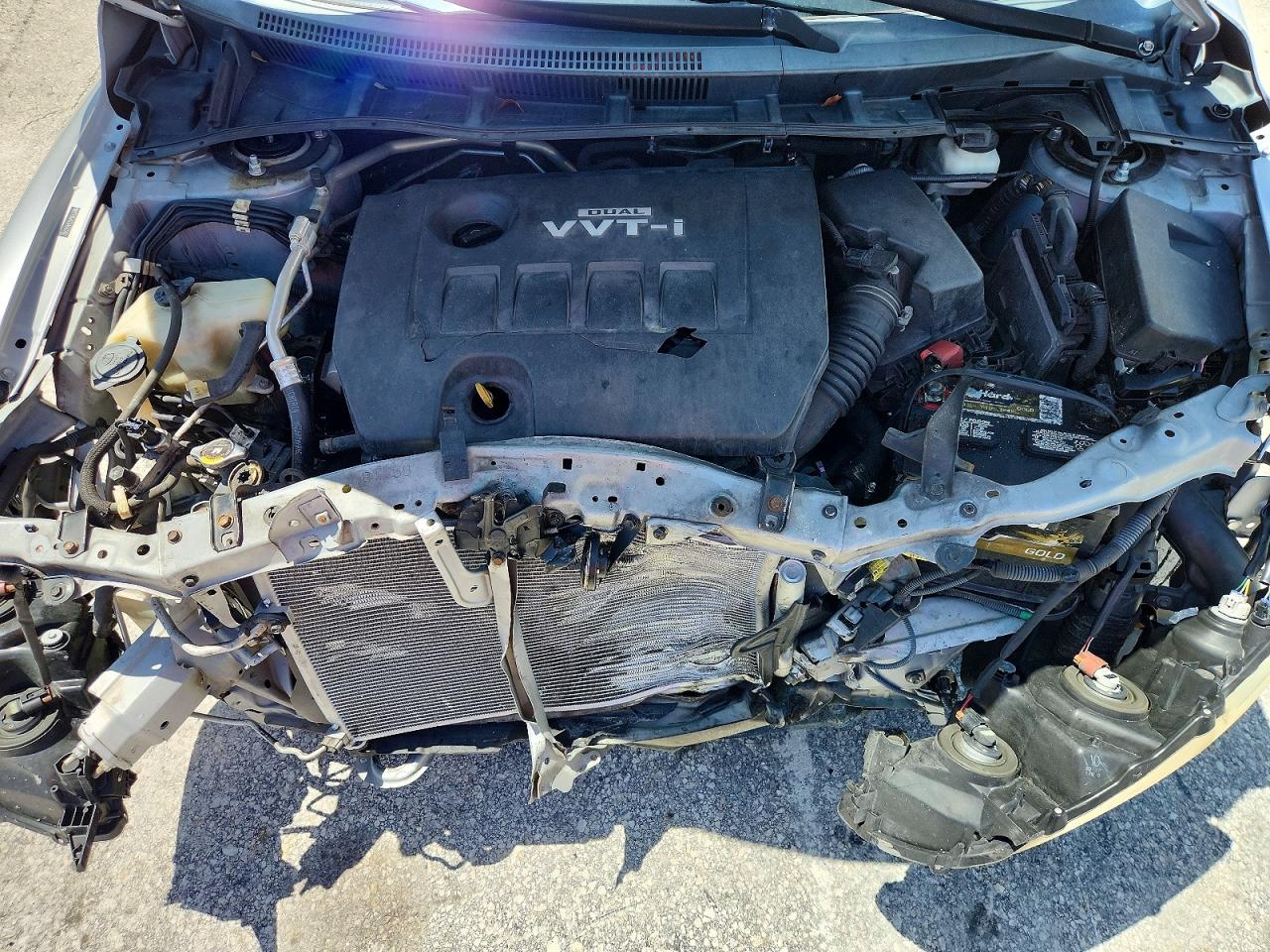 2010 Toyota Corolla Le Silver vin: 2T1BU4EE0AC403167