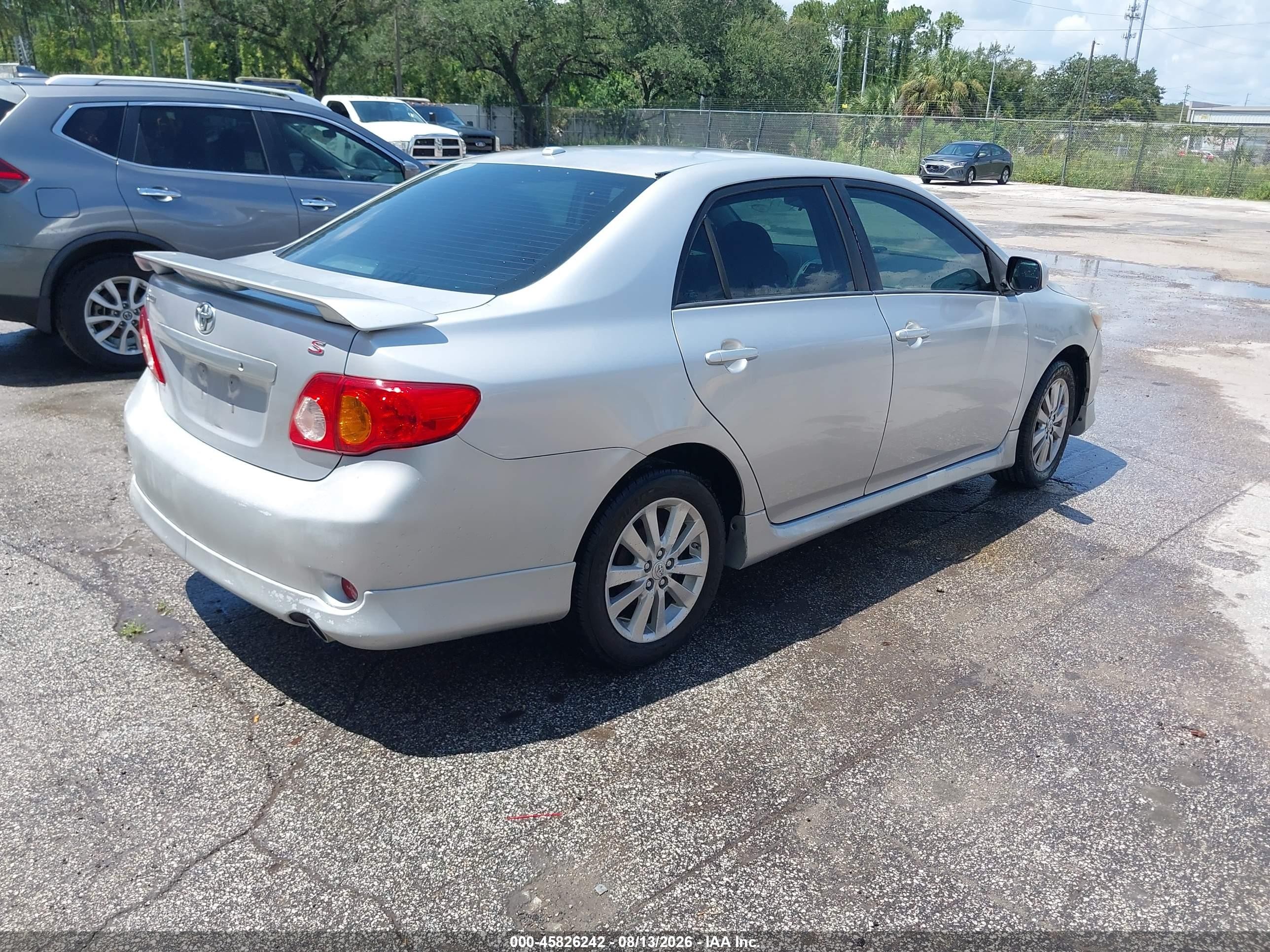 2010 Toyota Corolla S Silver vin: 2T1BU4EE0AC427646