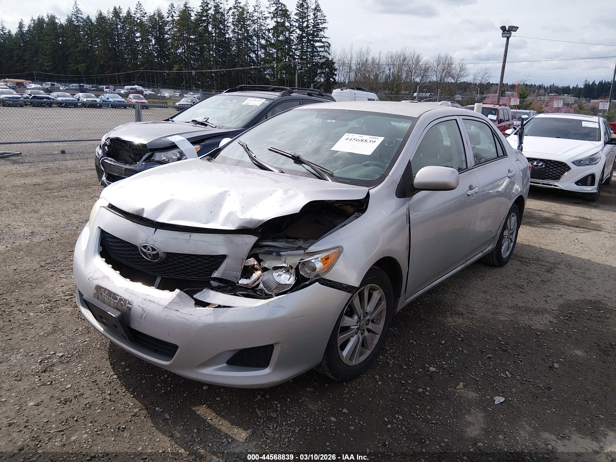 2010 Toyota Corolla Le Gray vin: 2T1BU4EE0AC432653