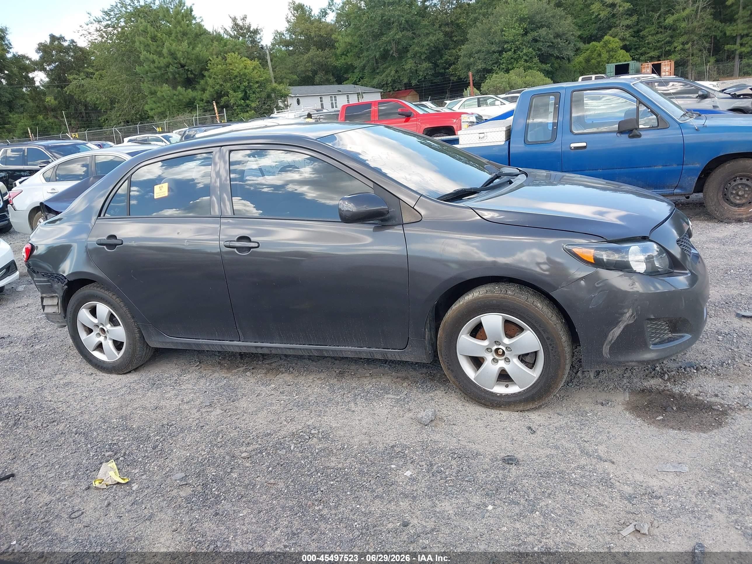 2010 Toyota Corolla Le Gray vin: 2T1BU4EE0AC442583