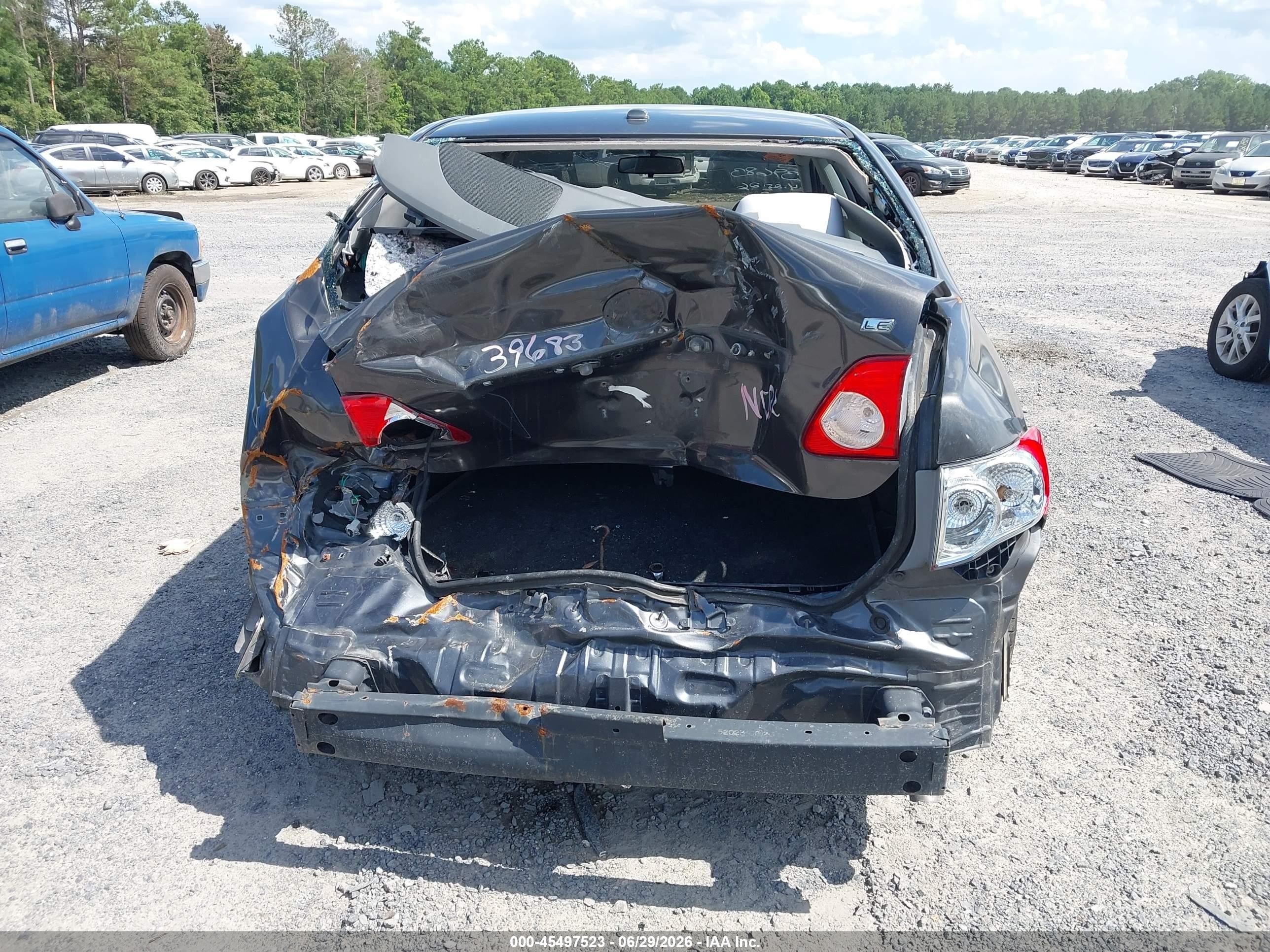 2010 Toyota Corolla Le Gray vin: 2T1BU4EE0AC442583