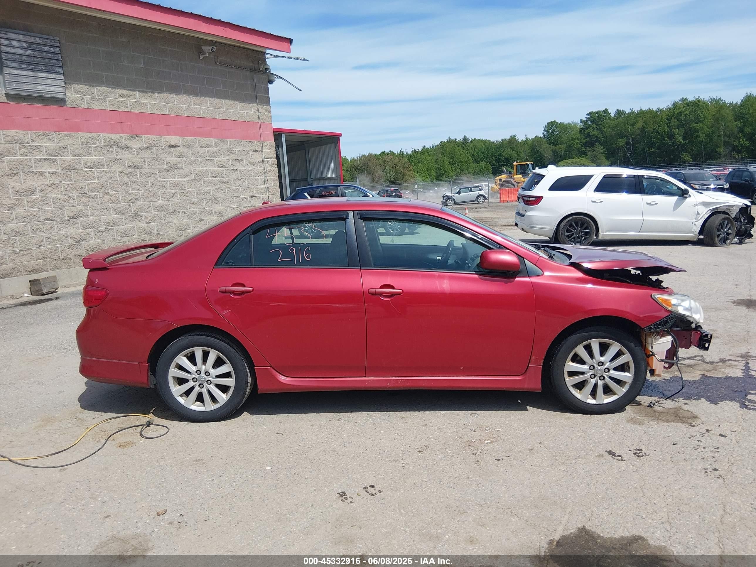 2010 Toyota Corolla S Burgundy vin: 2T1BU4EE0AC469279