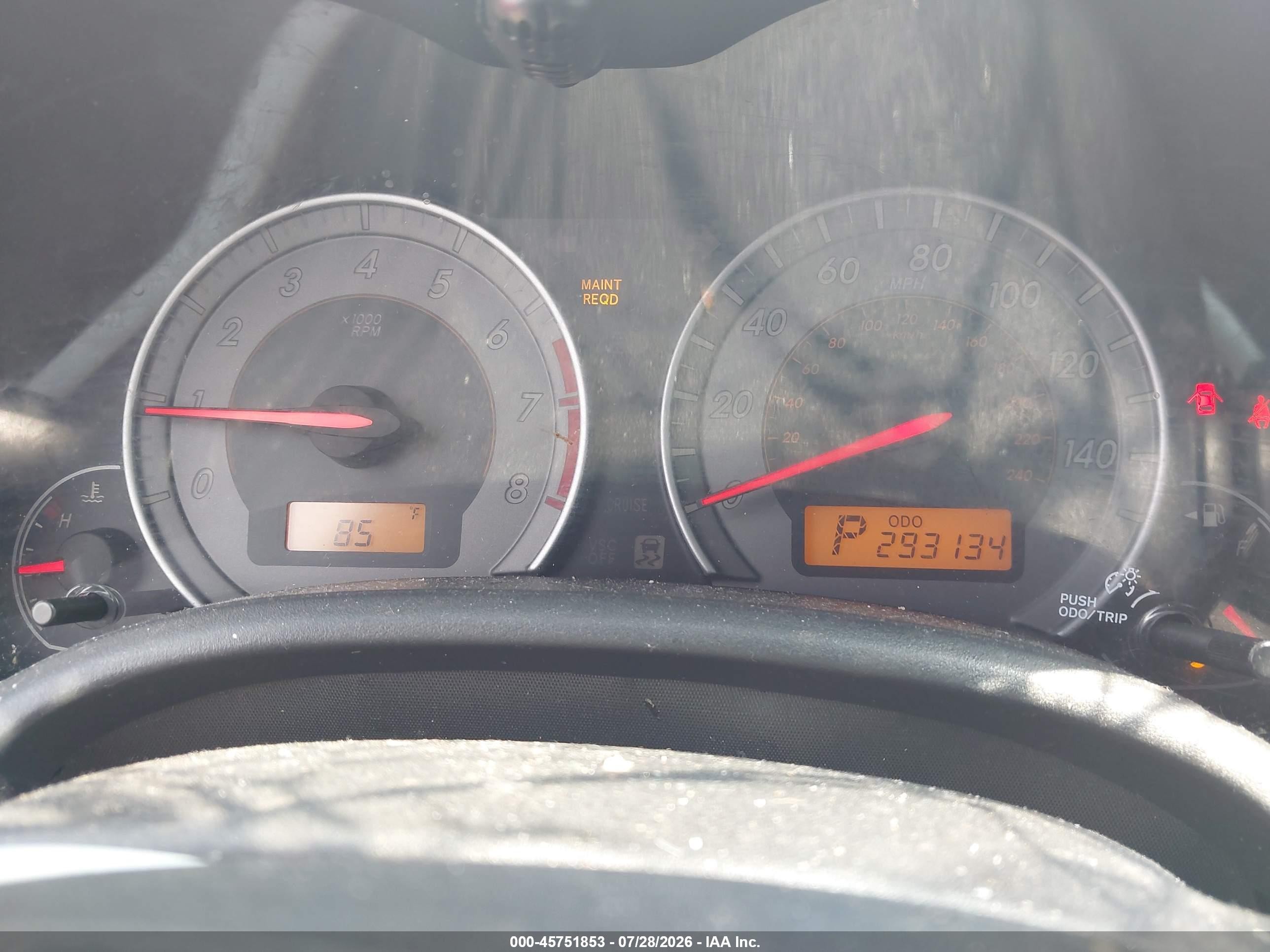2010 Toyota Corolla S Красный vin: 2T1BU4EE0AC471663