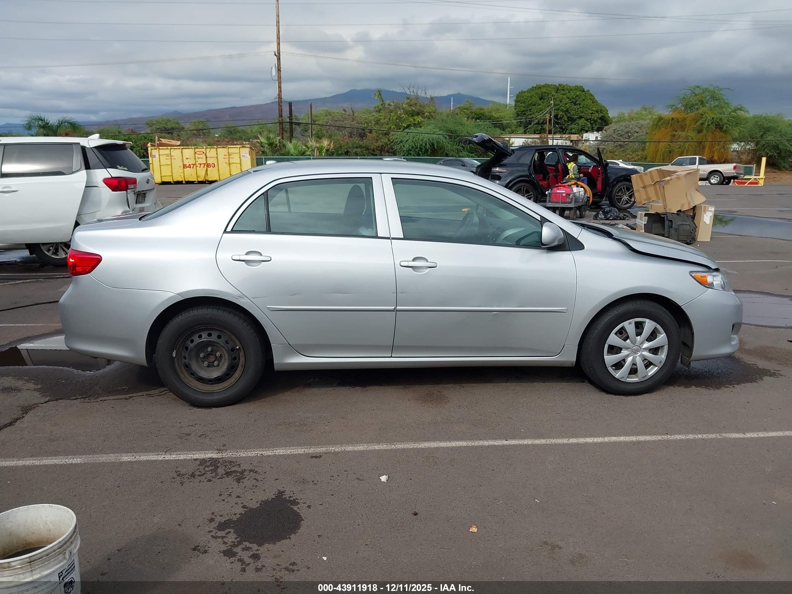 2010 Toyota Corolla Le Серебряный vin: 2T1BU4EE0AC488477