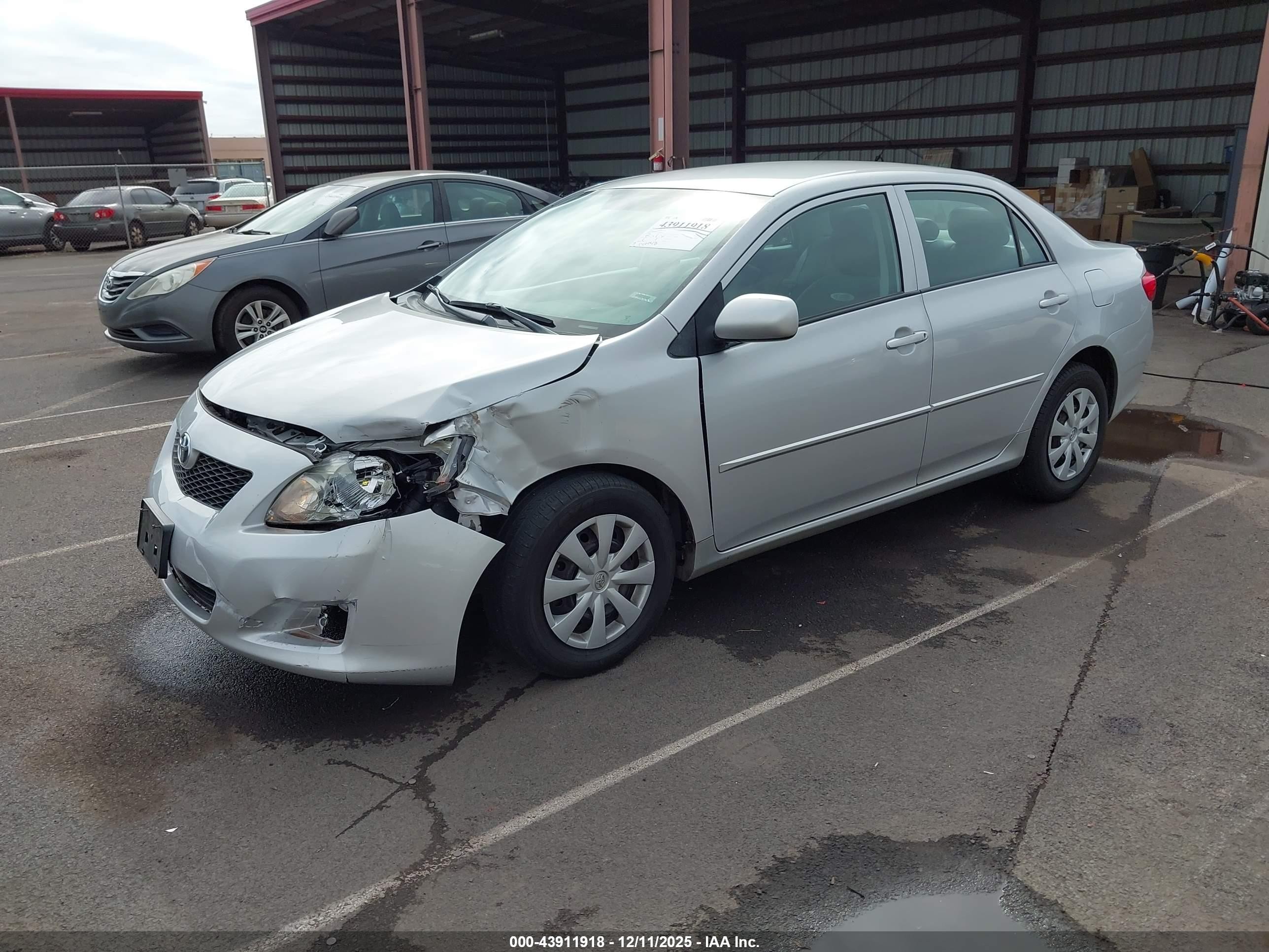 2010 Toyota Corolla Le Серебряный vin: 2T1BU4EE0AC488477