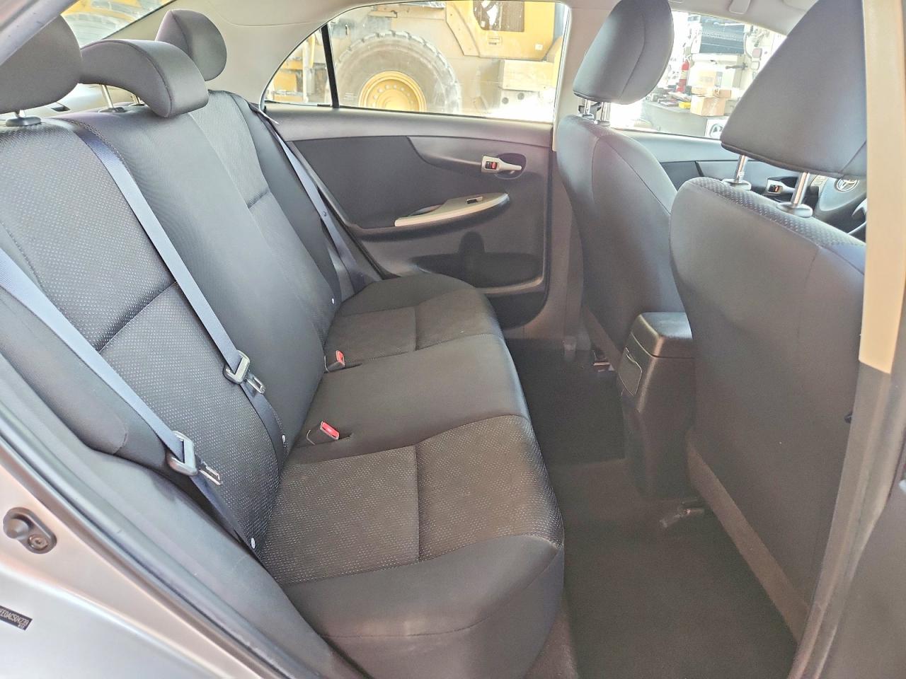 2010 Toyota Corolla S Silver vin: 2T1BU4EE0AC504239