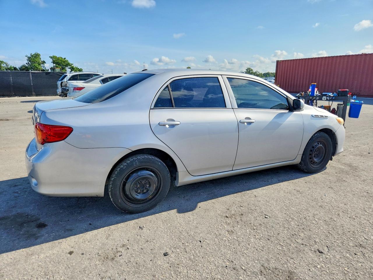 2010 Toyota Corolla Le Silver vin: 2T1BU4EE0AC517668