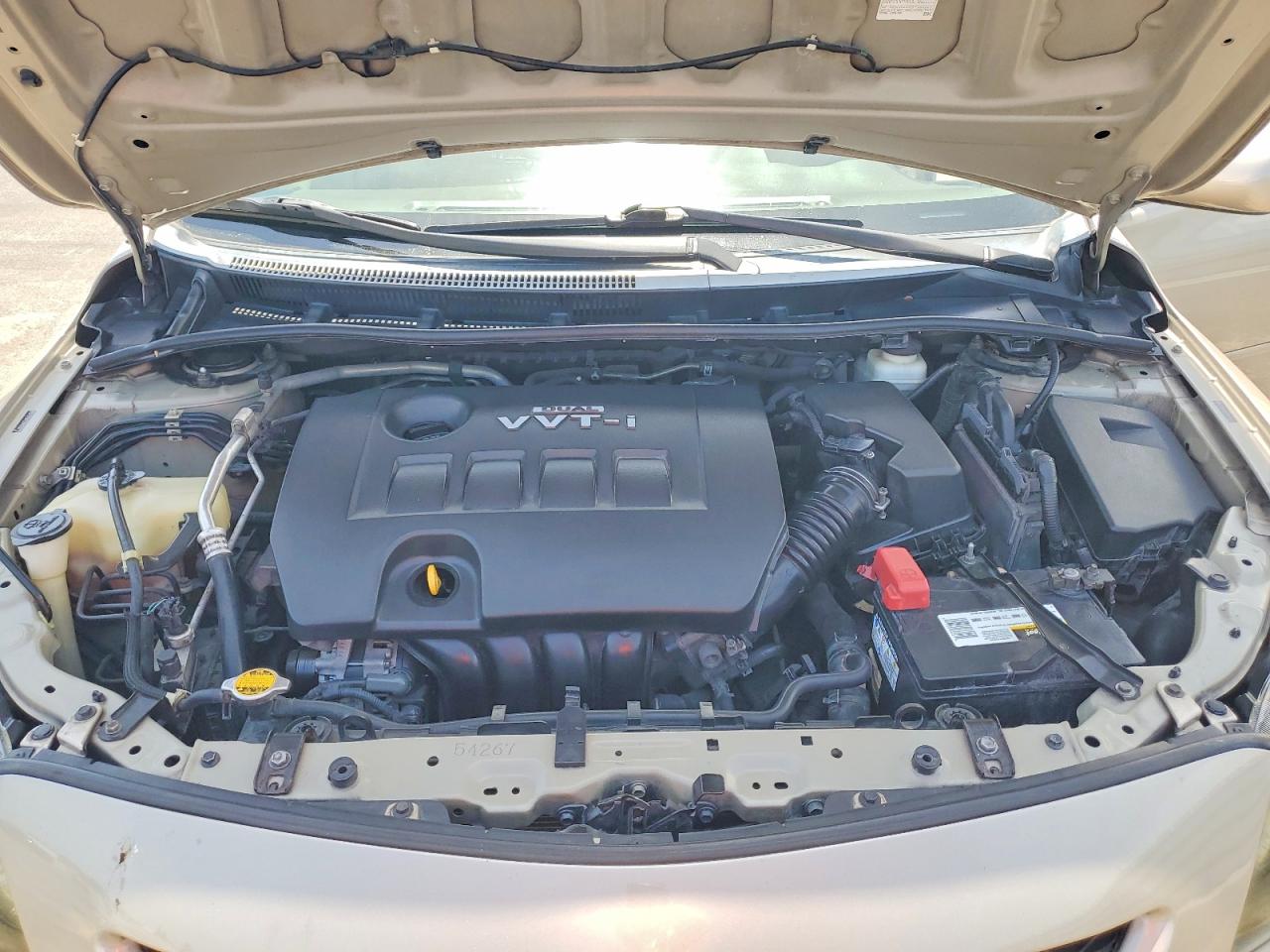 2010 Toyota Corolla Le Gold vin: 2T1BU4EE0AC520750