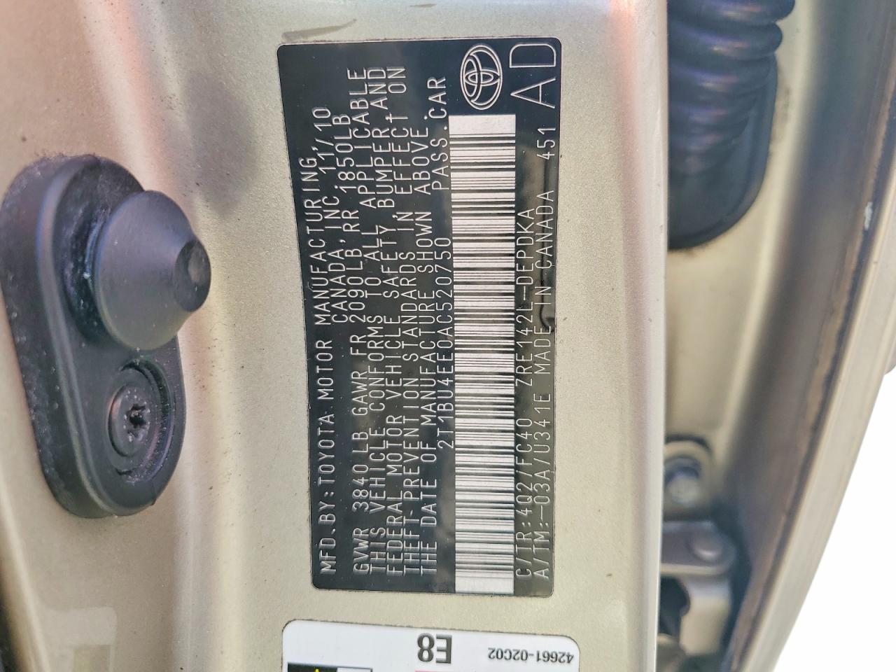 2010 Toyota Corolla Le Gold vin: 2T1BU4EE0AC520750