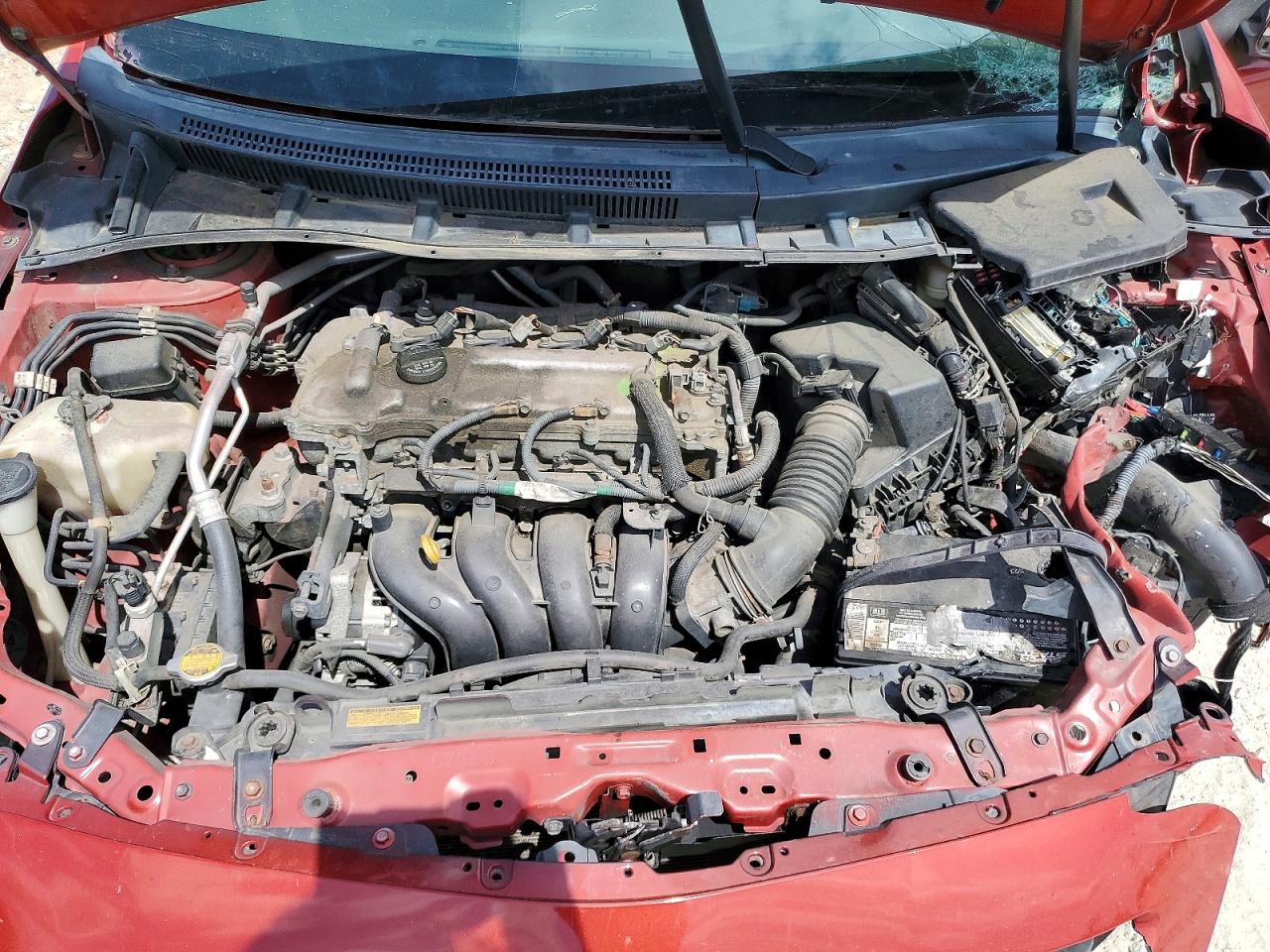 2010 Toyota Corolla Le Red vin: 2T1BU4EE0AC523437