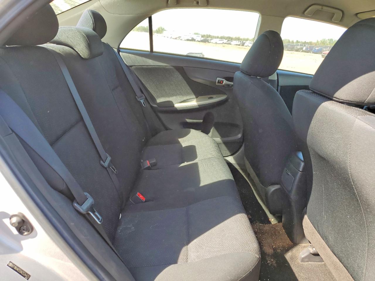 2010 Toyota Corolla S Серебряный vin: 2T1BU4EE0AC534423