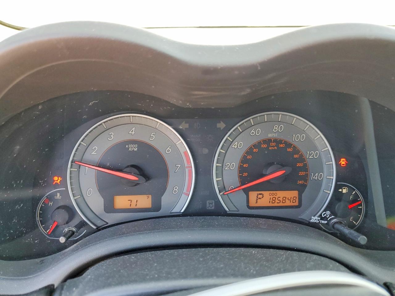 2010 Toyota Corolla S Серебряный vin: 2T1BU4EE0AC534423
